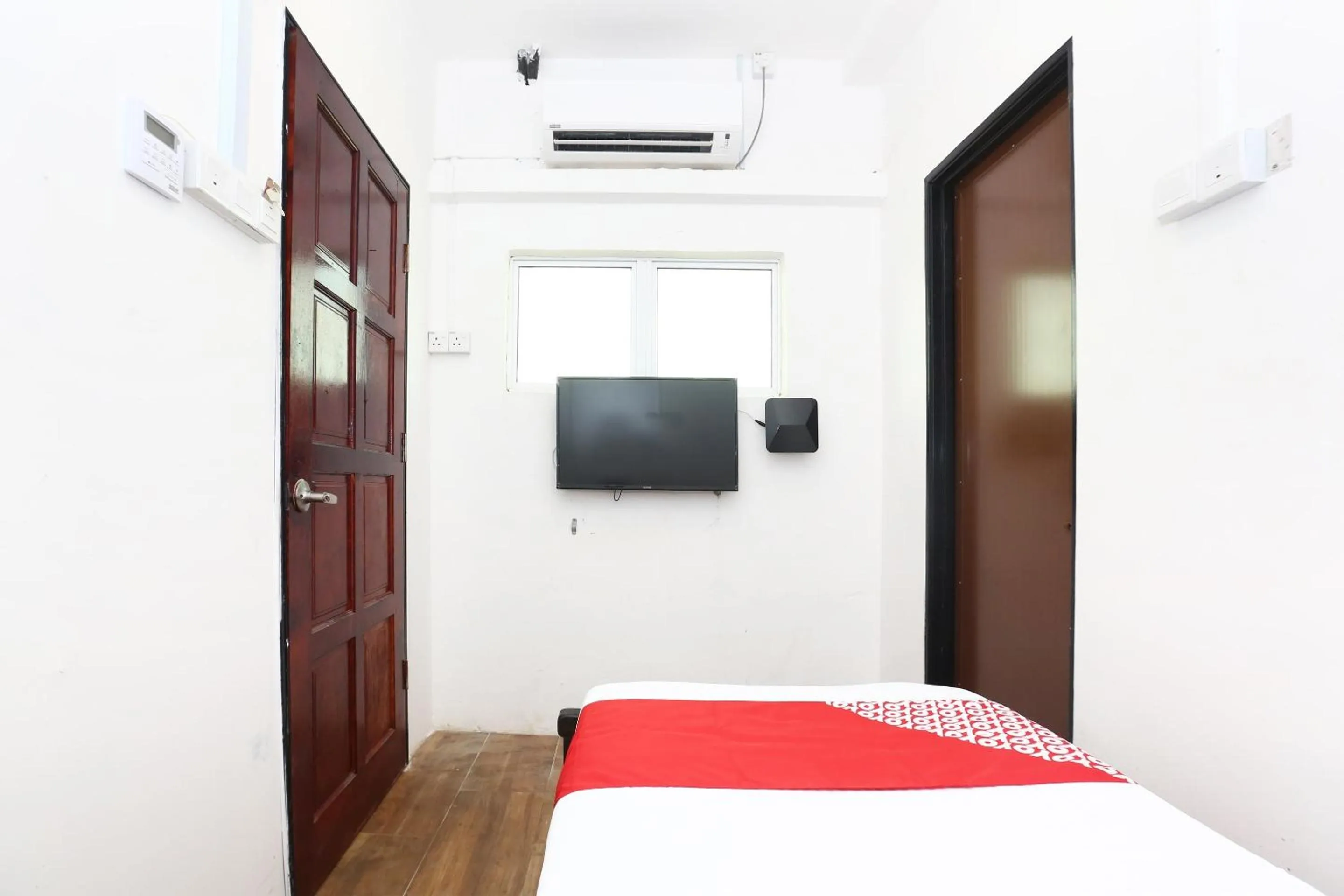 Bedroom, Bed in Hotel O Ady Hotel