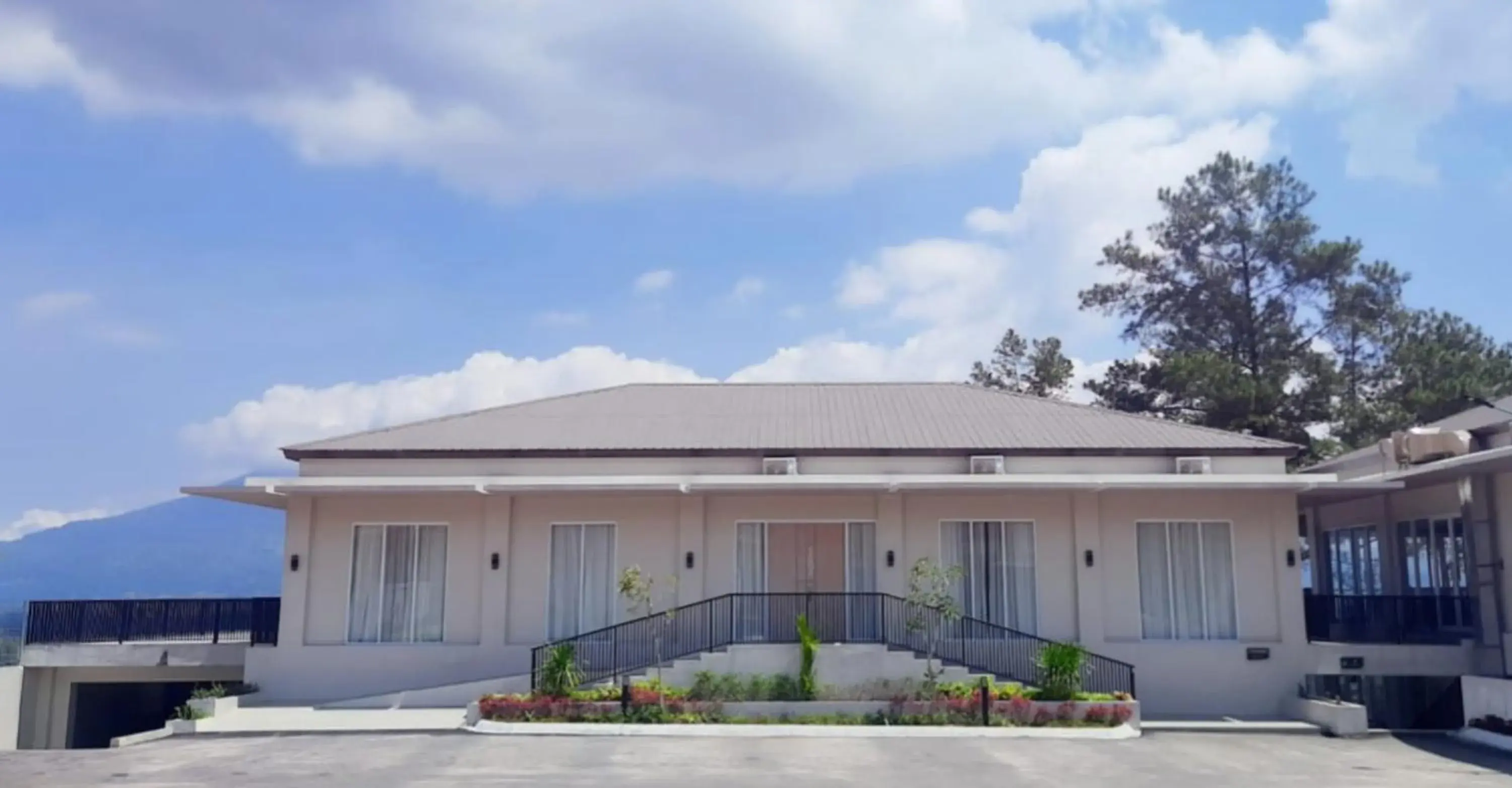 Property building in The Balcone Suites & Resort Property building in The Balcone Suites & Resort