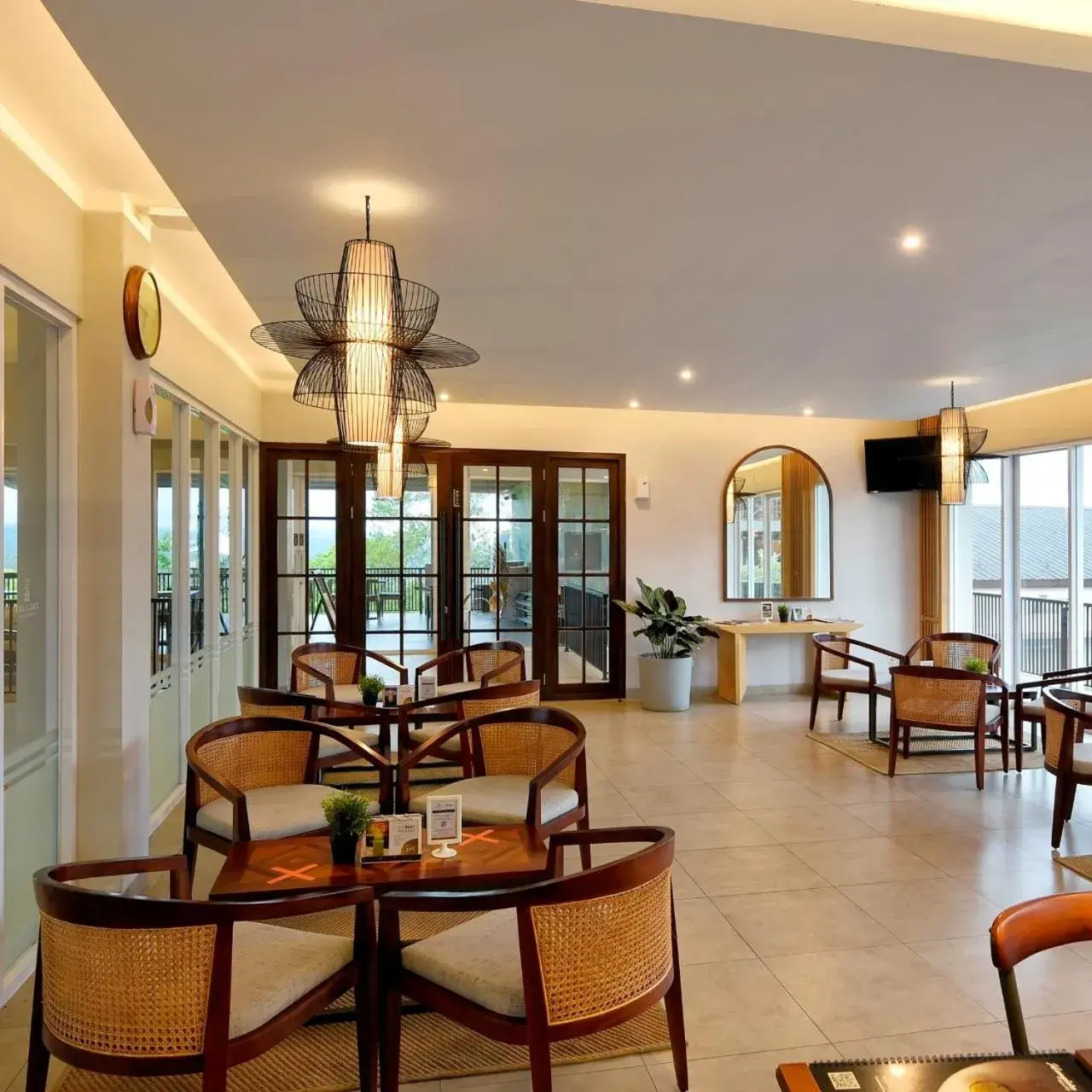 Restaurant/places to eat in The Balcone Suites & Resort Restaurant/places to eat in The Balcone Suites & Resort