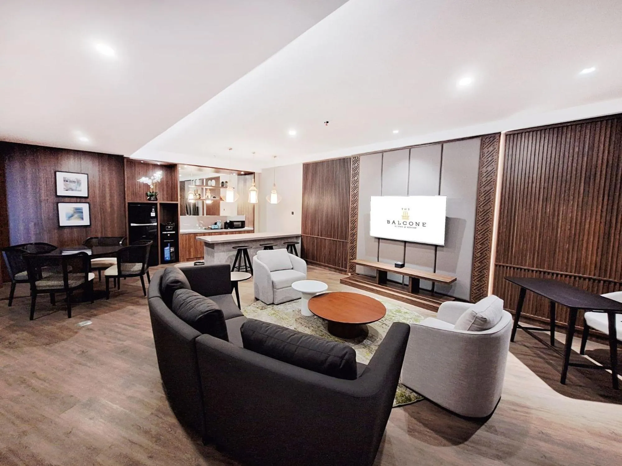 Living room in The Balcone Suites & Resort