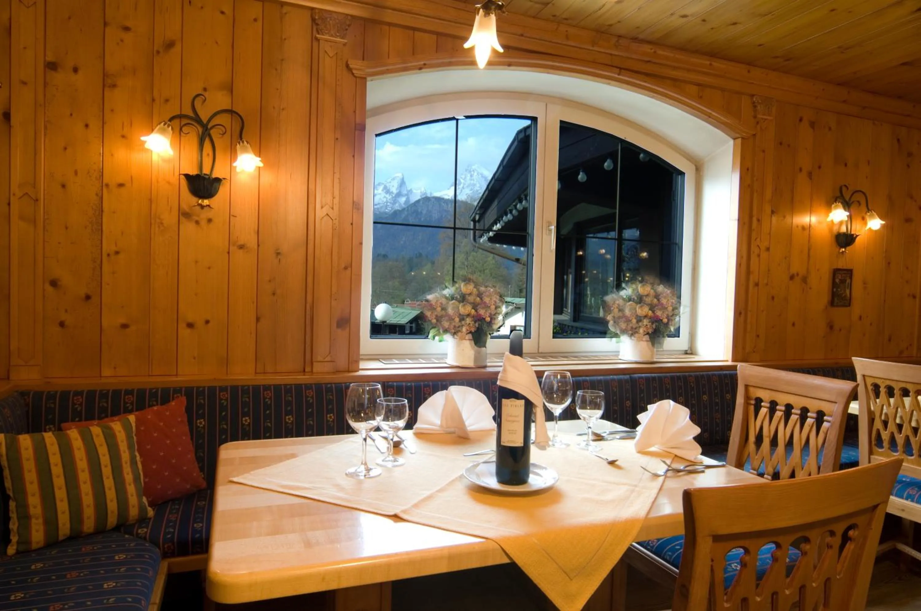 Restaurant/places to eat in Alpenhotel Kronprinz