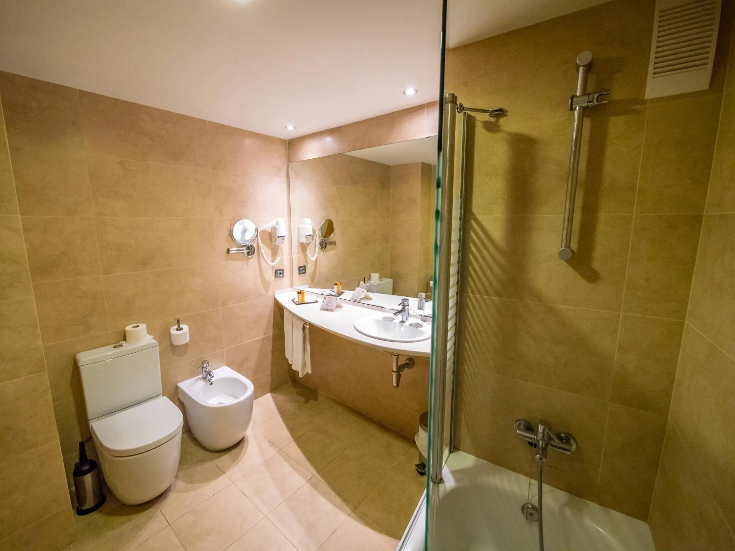 Bathroom in Golden Avenida Family Suites 4*