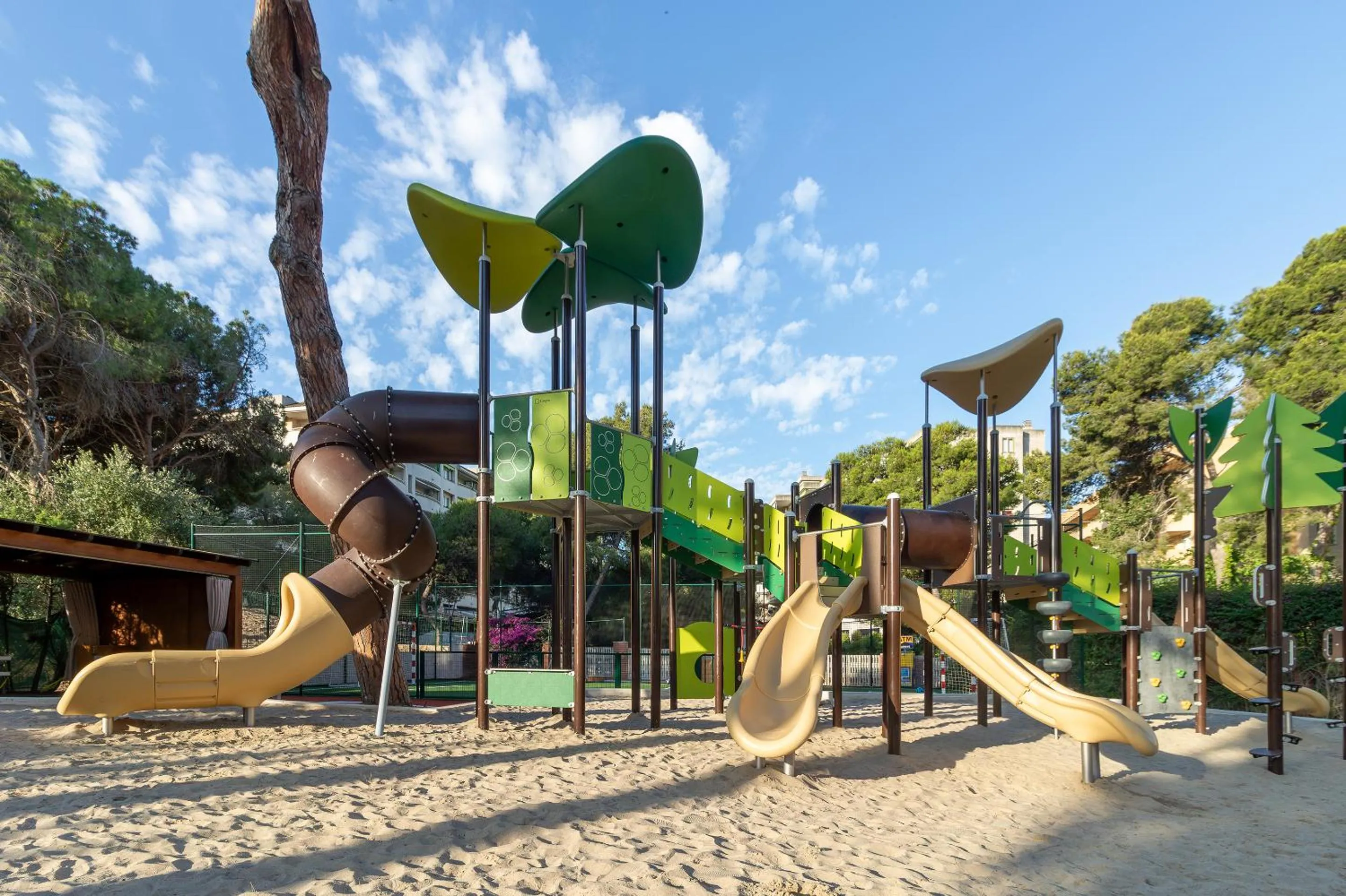 Children play ground in Golden Avenida Family Suites 4*