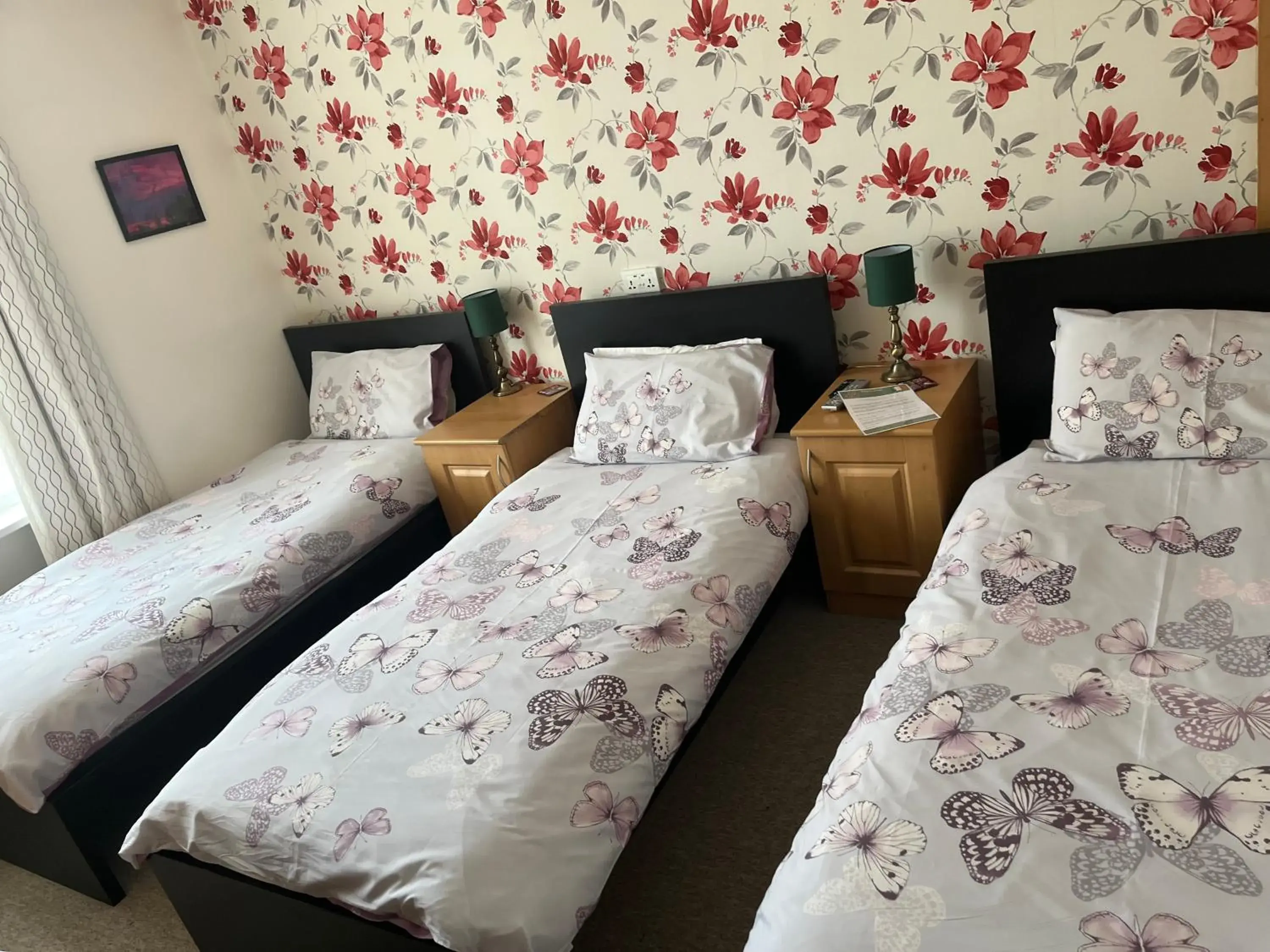 Double or Twin Room with Bathroom in Webb's of Glomel Double or Twin Room with Bathroom in Webb's of Glomel