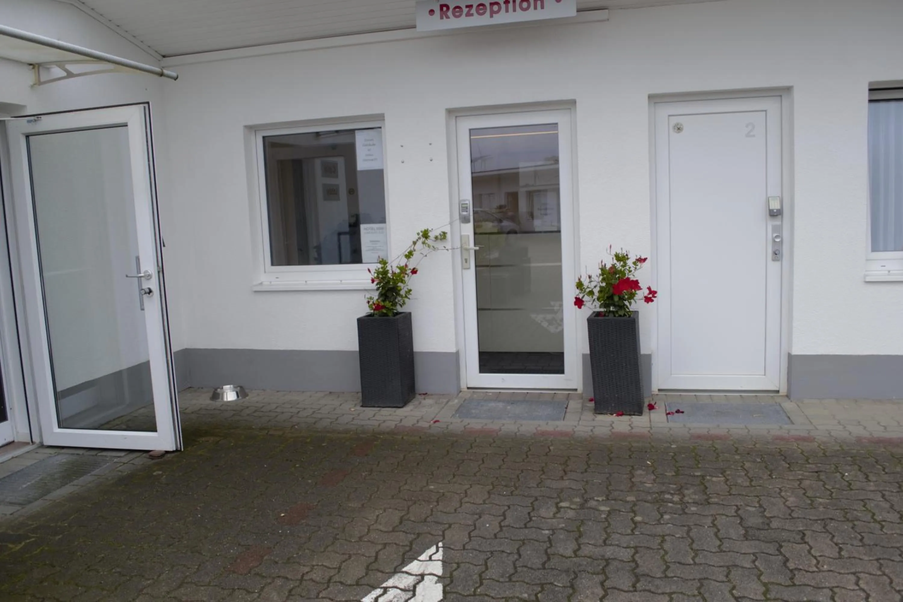 Lobby or reception in Hotel Lüneburg Süd