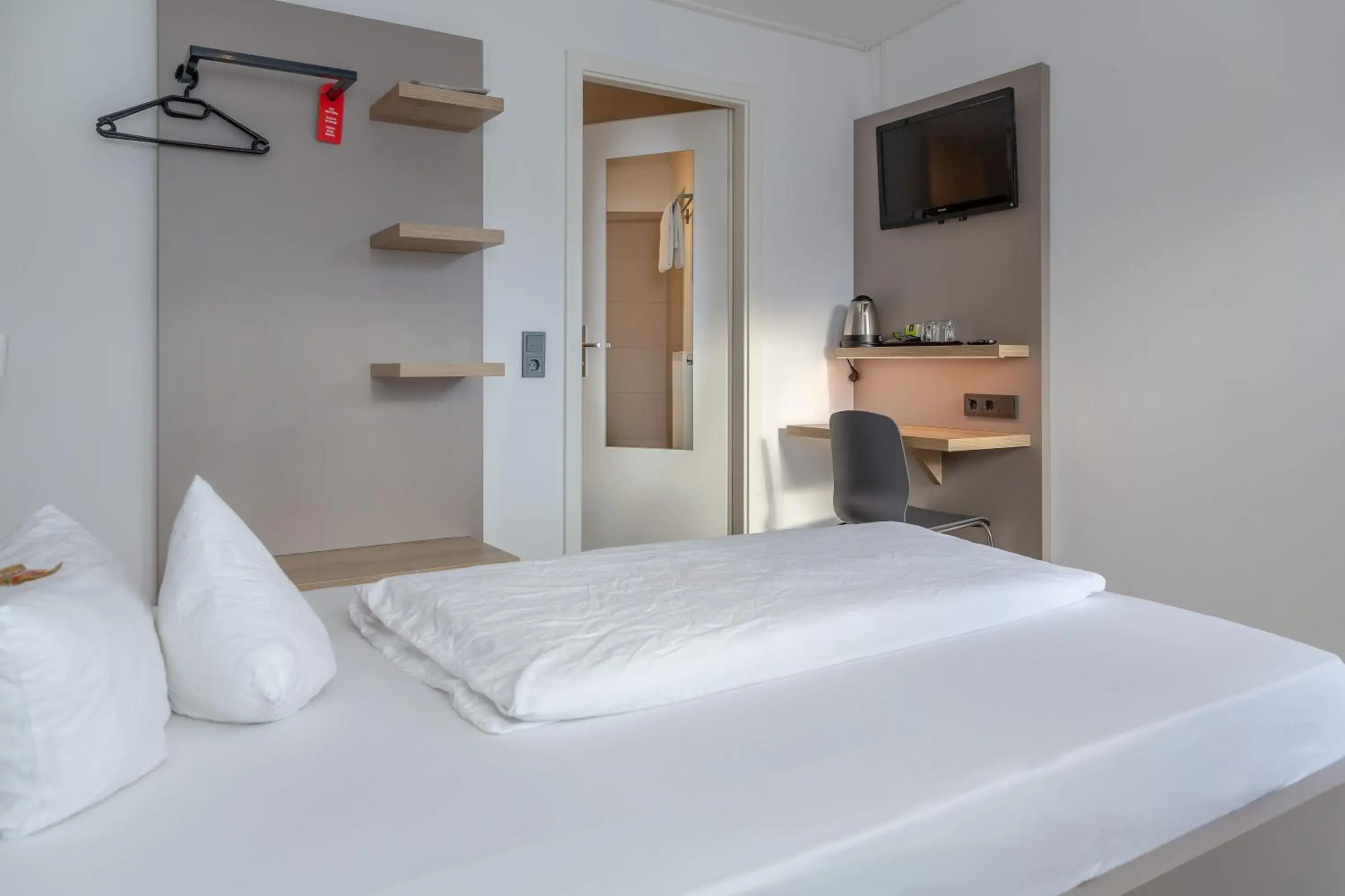 Queen Room - single occupancy in Hotel Lüneburg Süd Queen Room - single occupancy in Hotel Lüneburg Süd