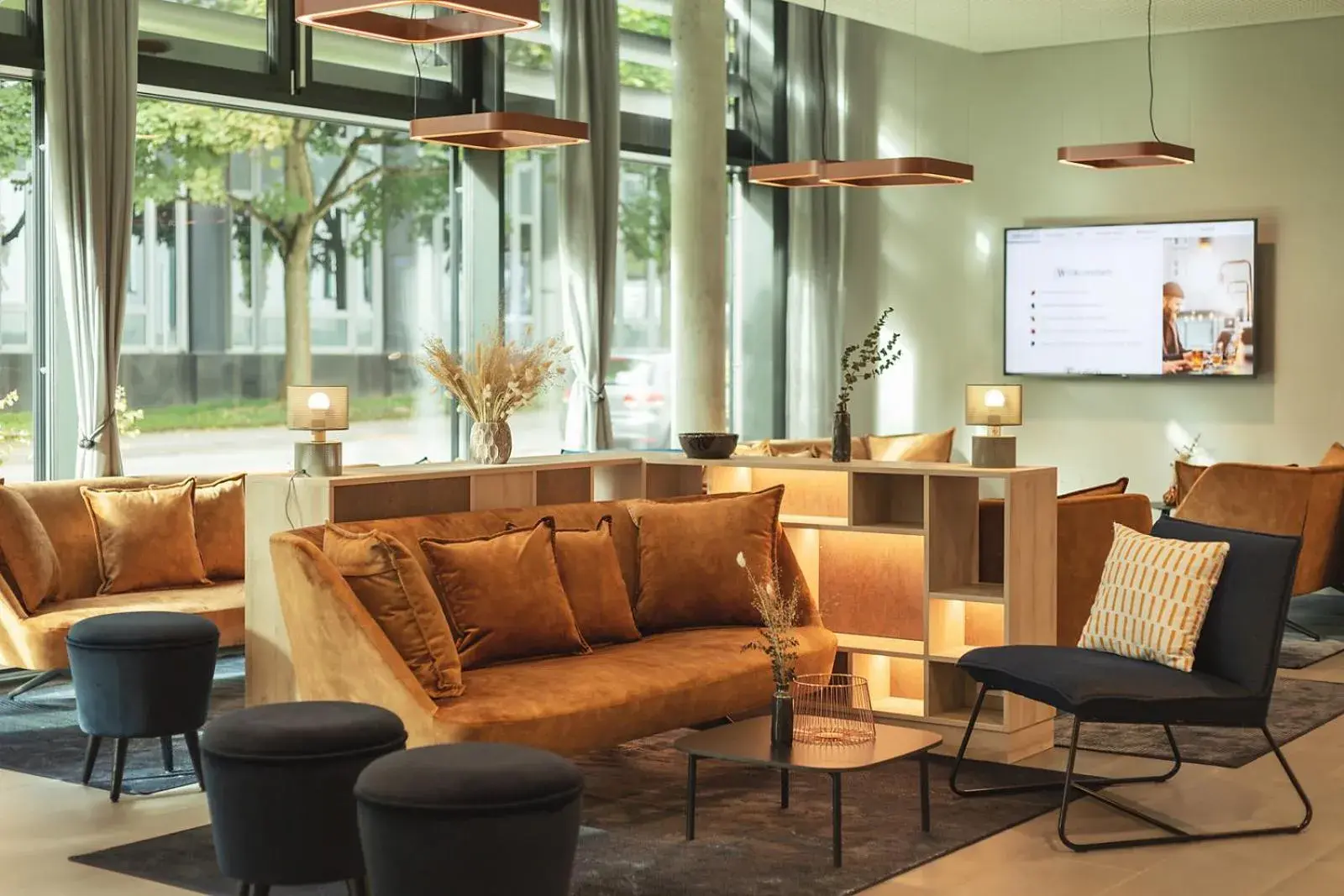 Lounge or bar in Holiday Inn - the niu, Kettle Stuttgart Vaihingen by IHG Lounge or bar in Holiday Inn - the niu, Kettle Stuttgart Vaihingen by IHG