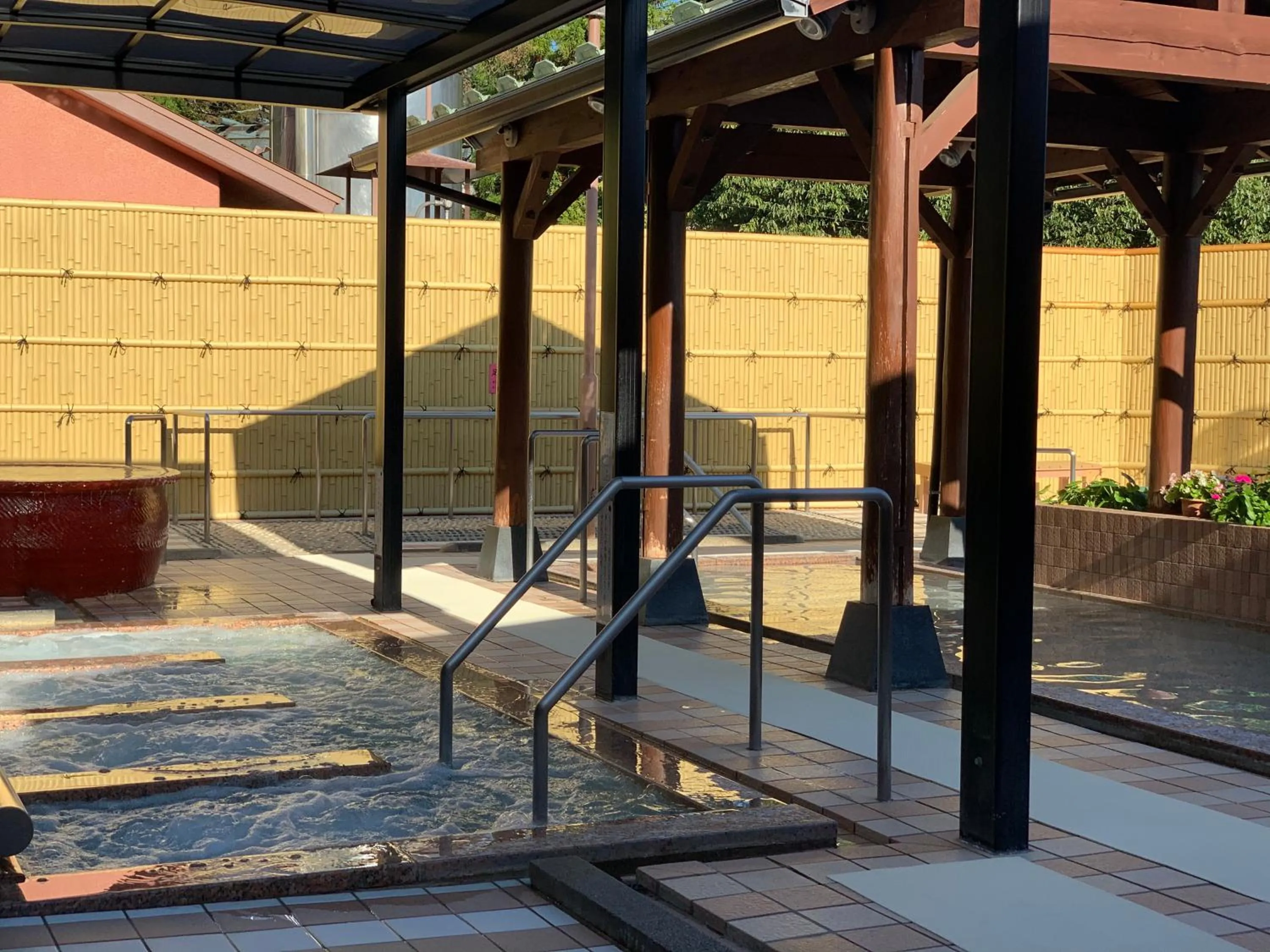 Open Air Bath in Ikeda Onsen Ryokan Tachikawa