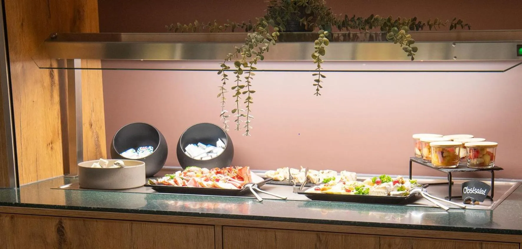 Breakfast in City Park Hotel