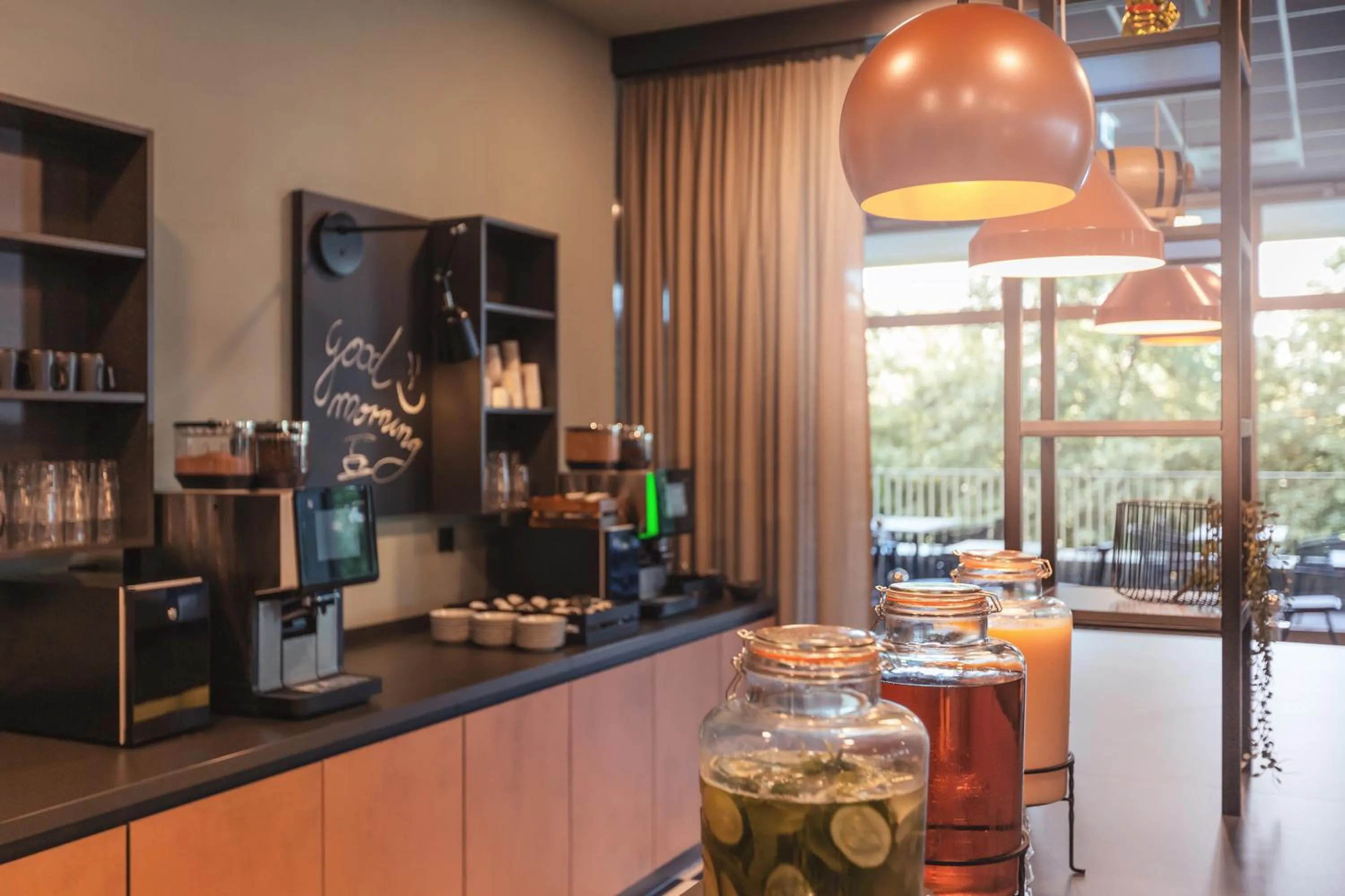 Breakfast in Holiday Inn - the niu Tab Dusseldorf Main Station by IHG