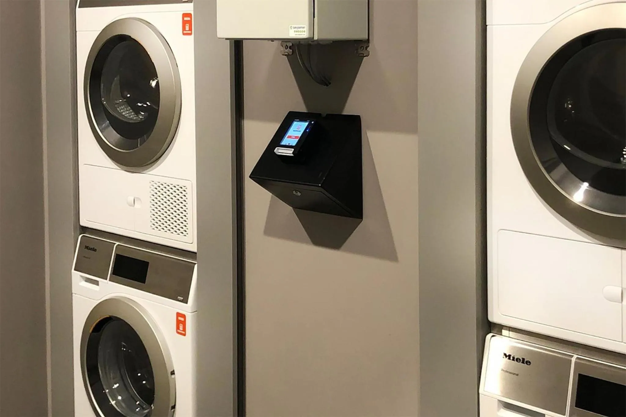 washing machine in Holiday Inn - the niu, Hub Dusseldorf Messe by IHG