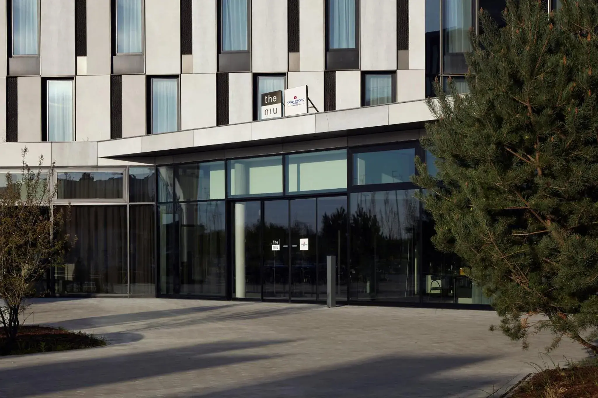 Property building in Holiday Inn - the niu, Hub Dusseldorf Messe by IHG Property building in Holiday Inn - the niu, Hub Dusseldorf Messe by IHG