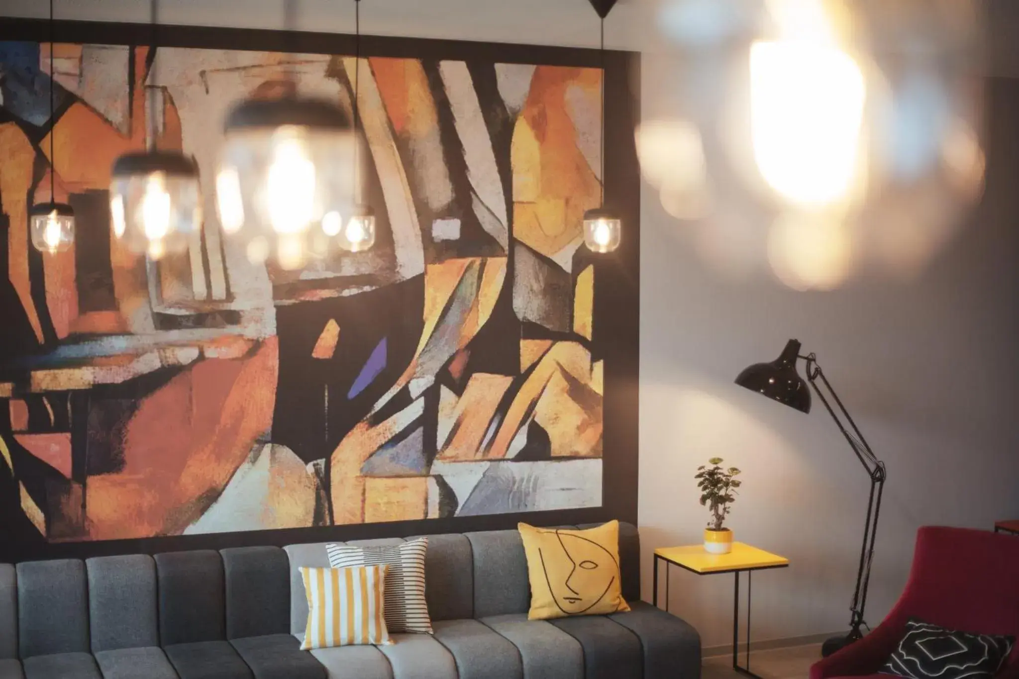 Property building in Holiday Inn - the niu, Form Stuttgart Feuerbach by IHG Property building in Holiday Inn - the niu, Form Stuttgart Feuerbach by IHG