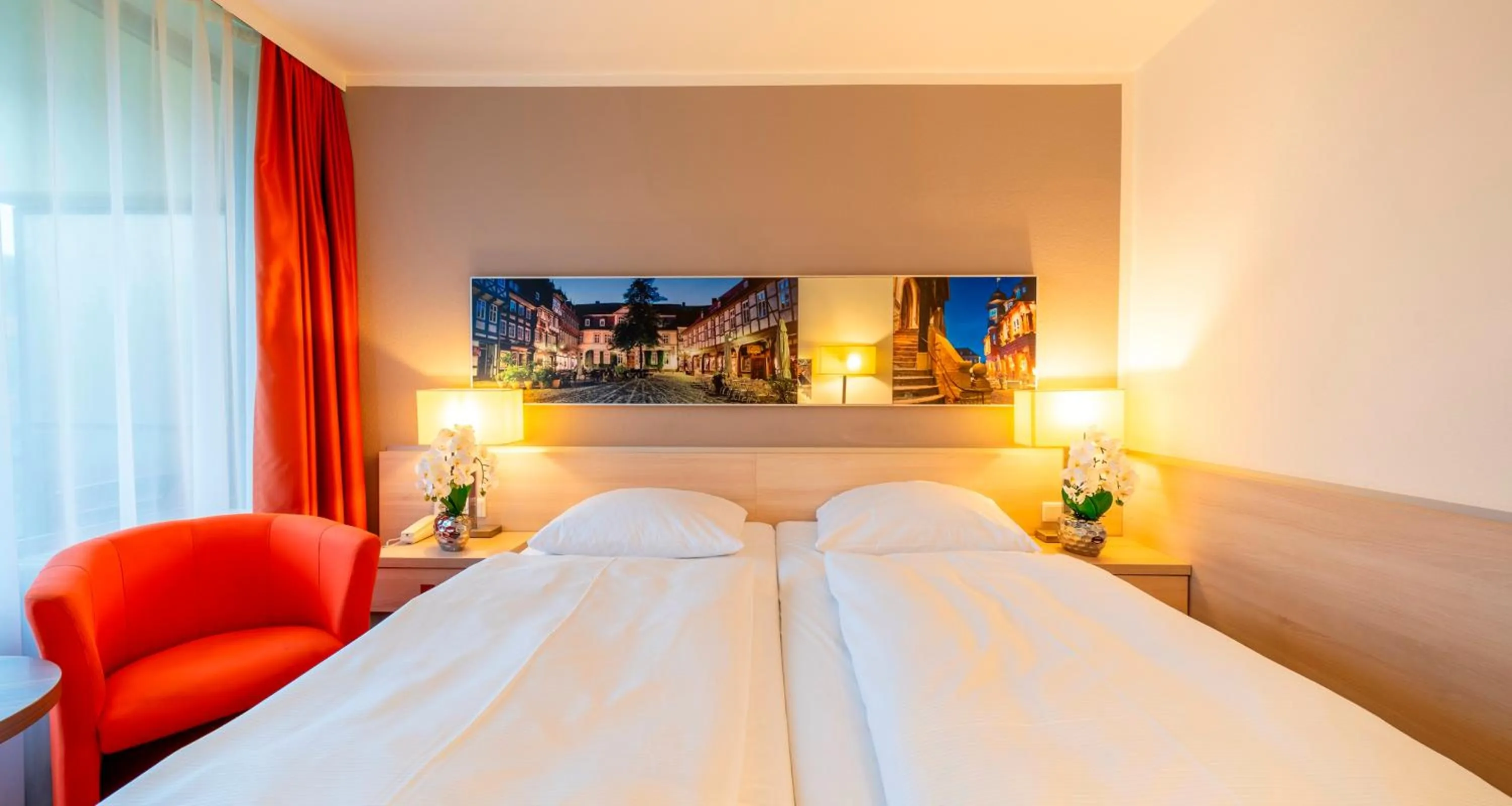 Bed in PLAZA INN Goslar