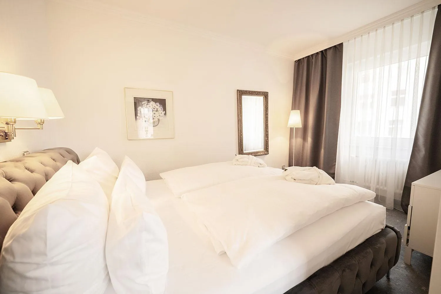 Bed in Bernstein Hotel Villa Kastania