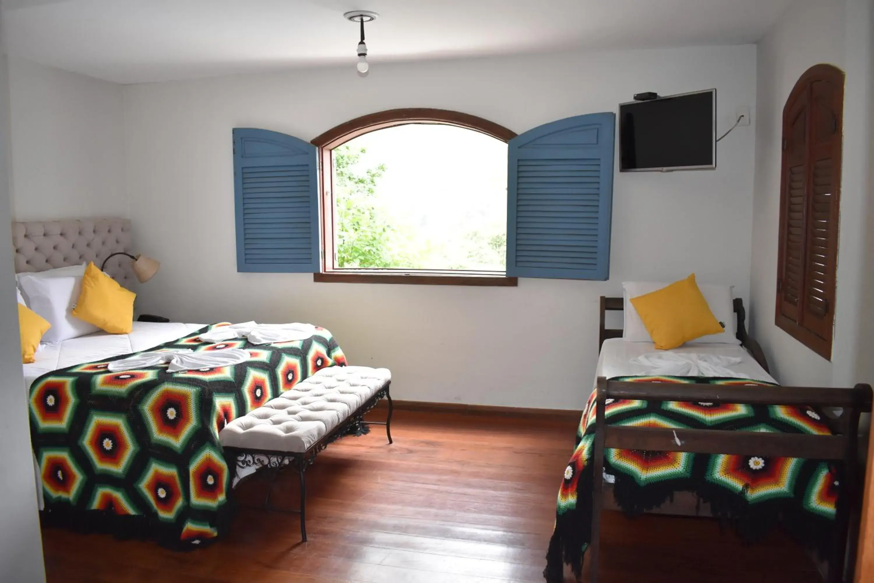 Standard Triple Room with Fan in Hotel Pousada Arcádia Mineira Standard Triple Room with Fan in Hotel Pousada Arcádia Mineira