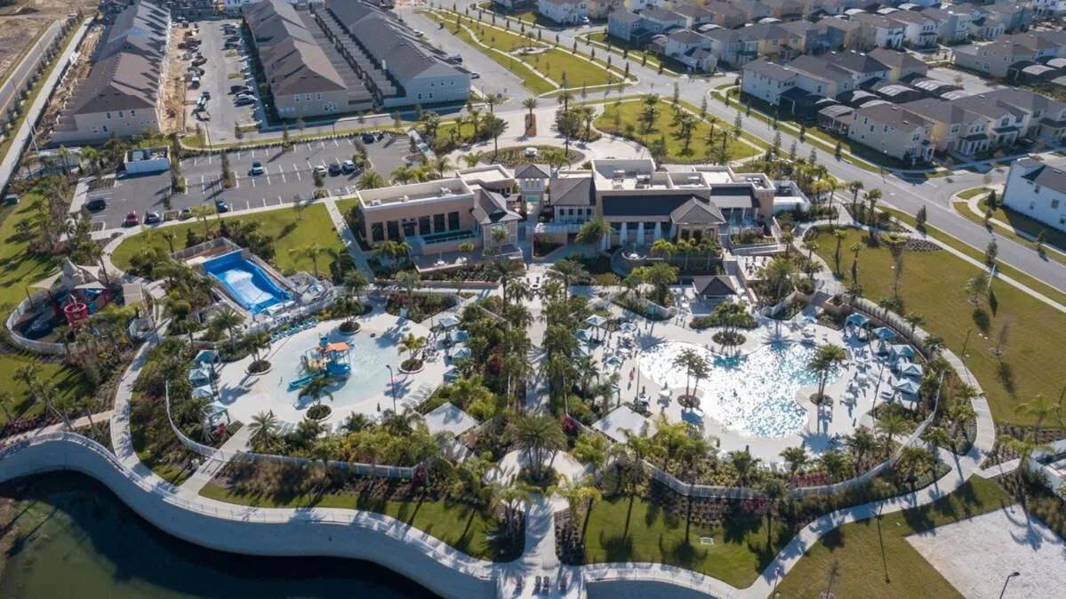 Family Friendly Four Bedroom w/ Pool @SolaraResort 1517