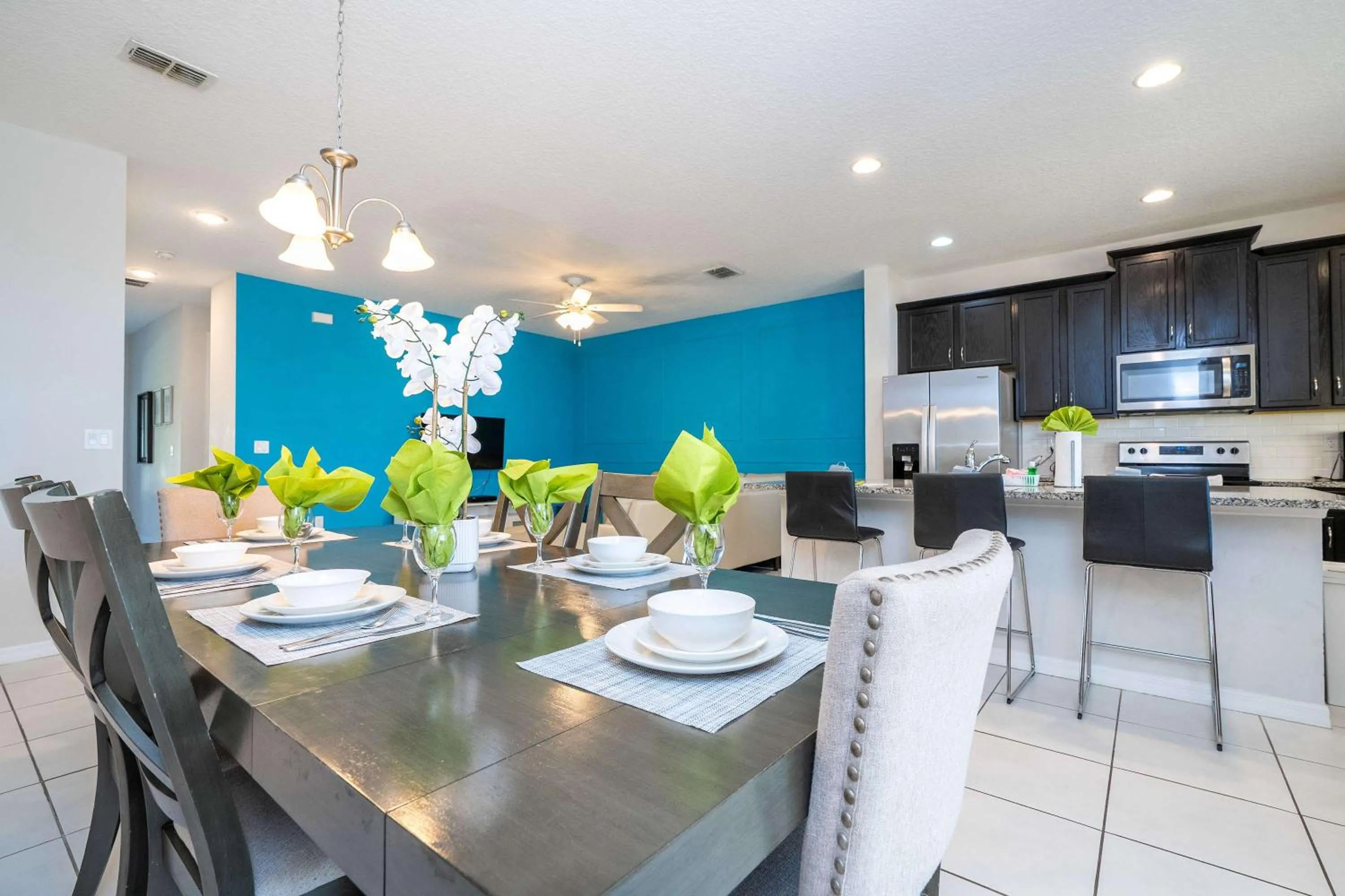 Family Friendly Four Bedroom w/ Pool @SolaraResort 1517