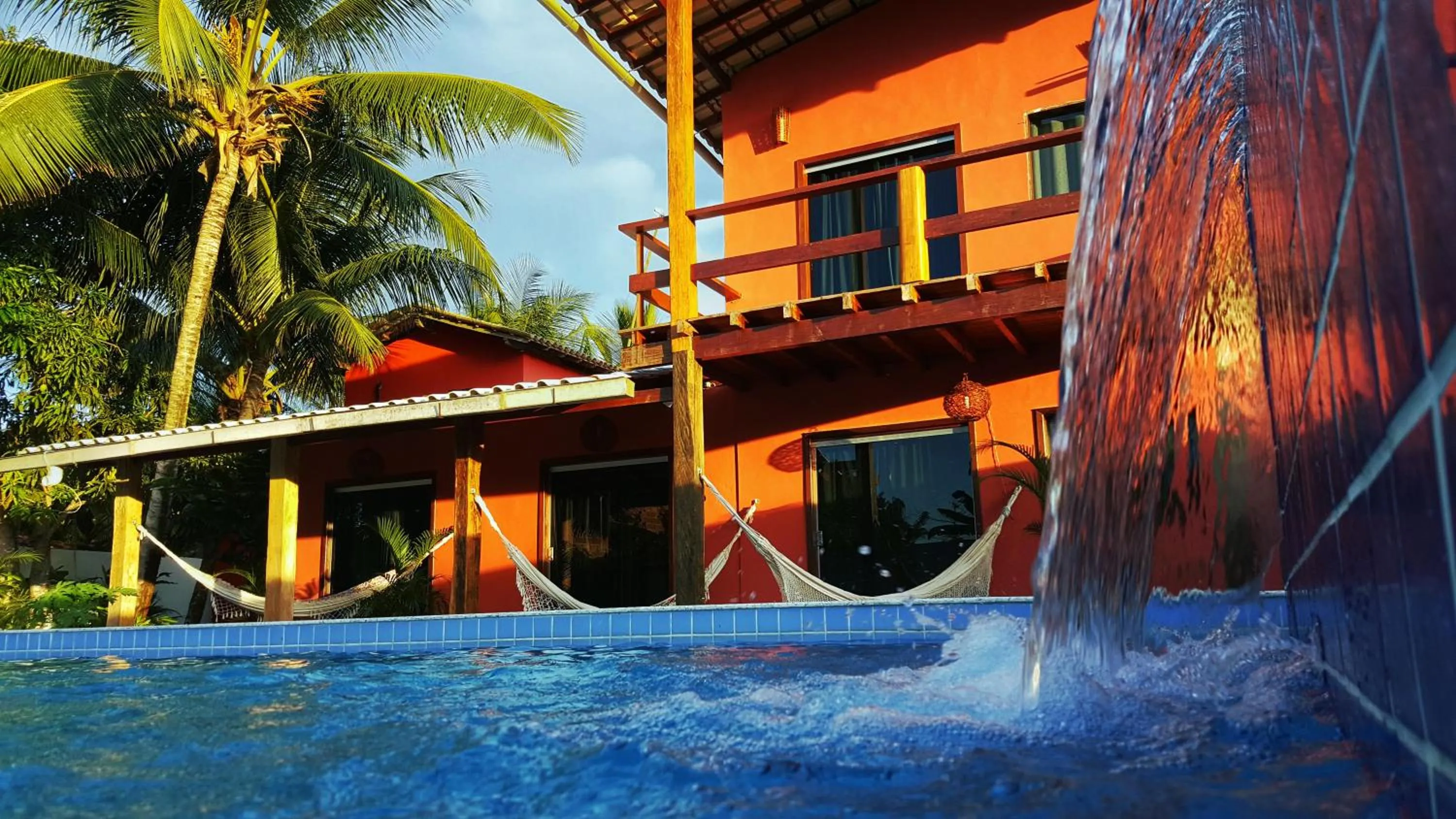 Swimming pool in Pousada Fasani