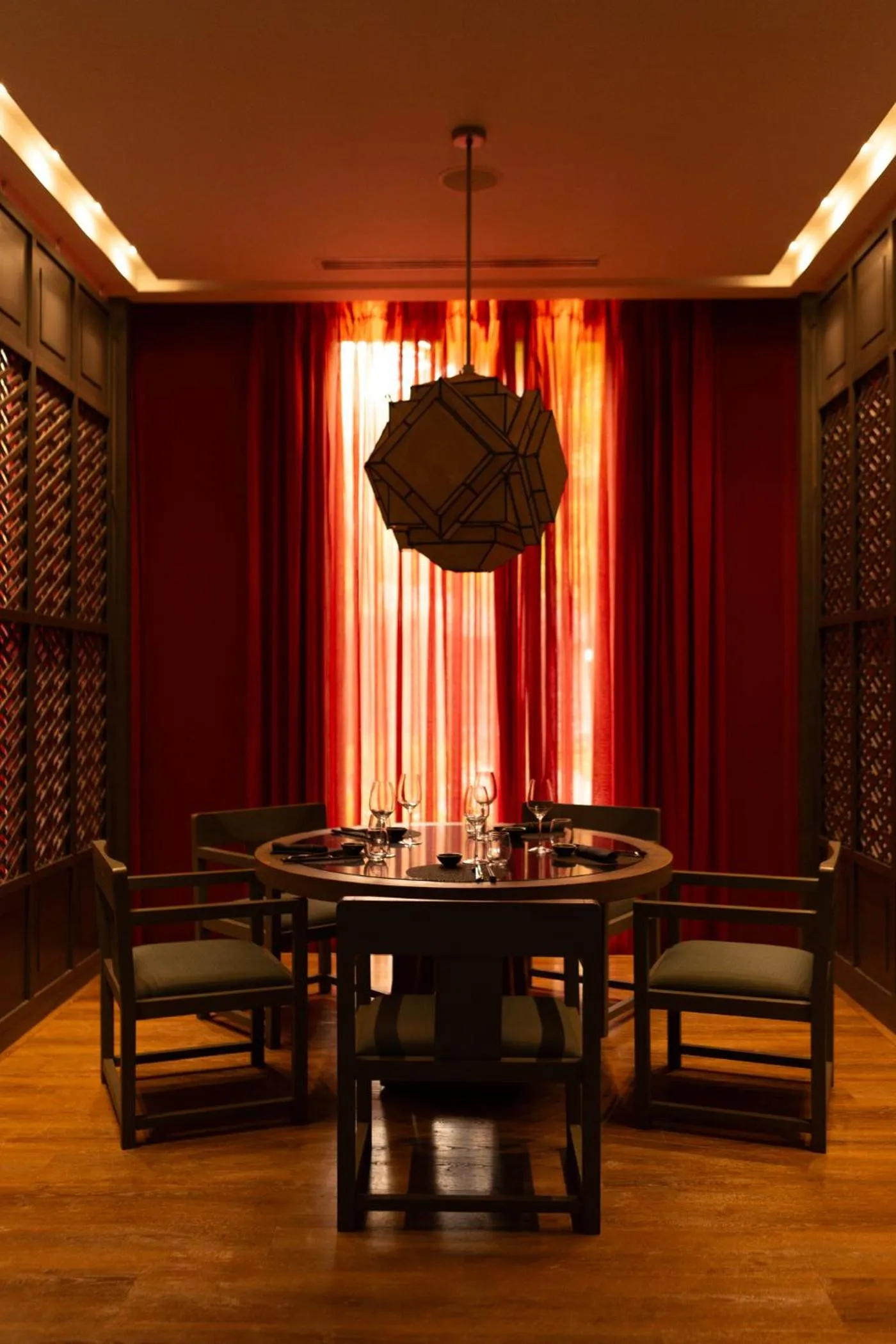 Restaurant/places to eat in Long Beach Mauritius