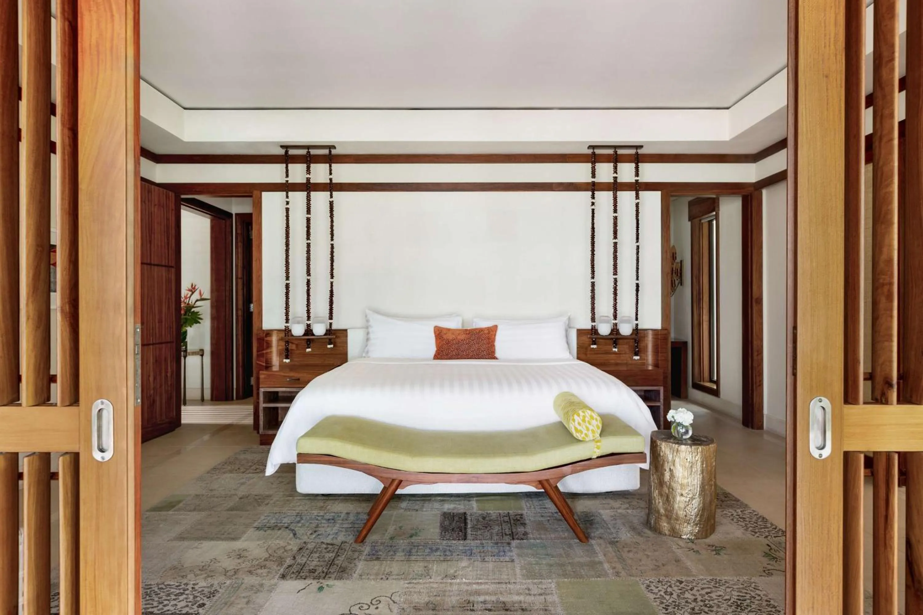 Photo of the whole room, Bed in Shangri-La Le Touessrok, Mauritius