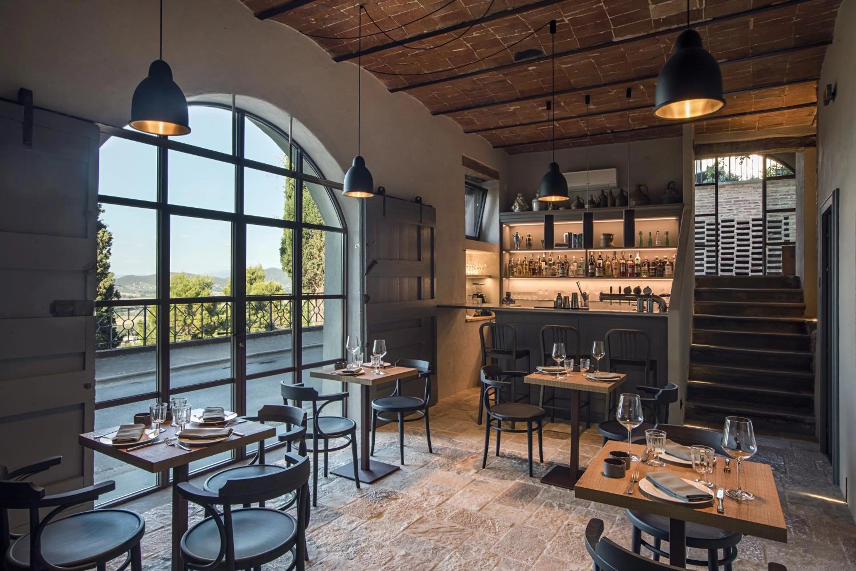 Restaurant/places to eat in Rastrello