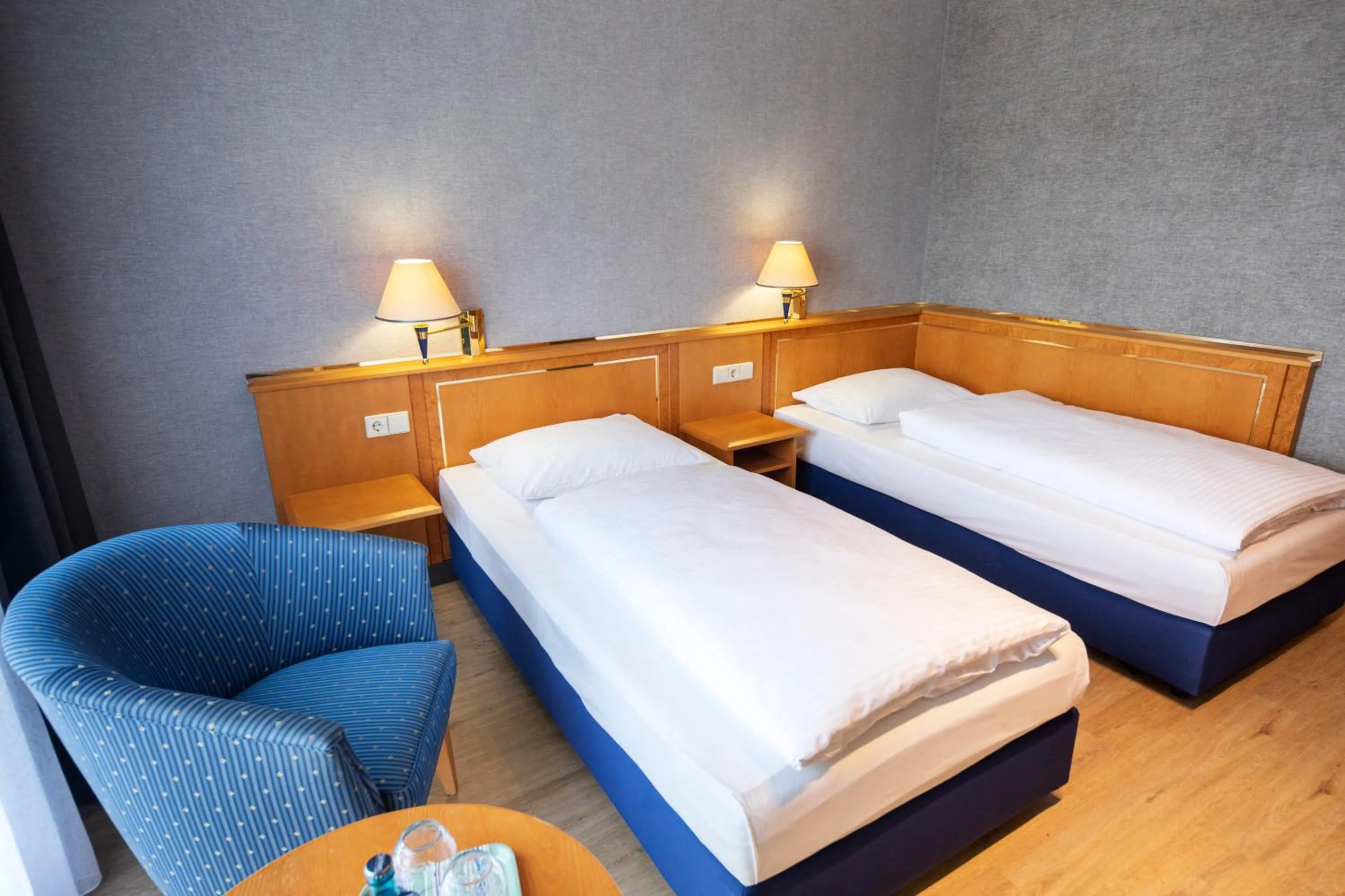 Bedroom, Bed in ACHAT Hotel Magdeburg