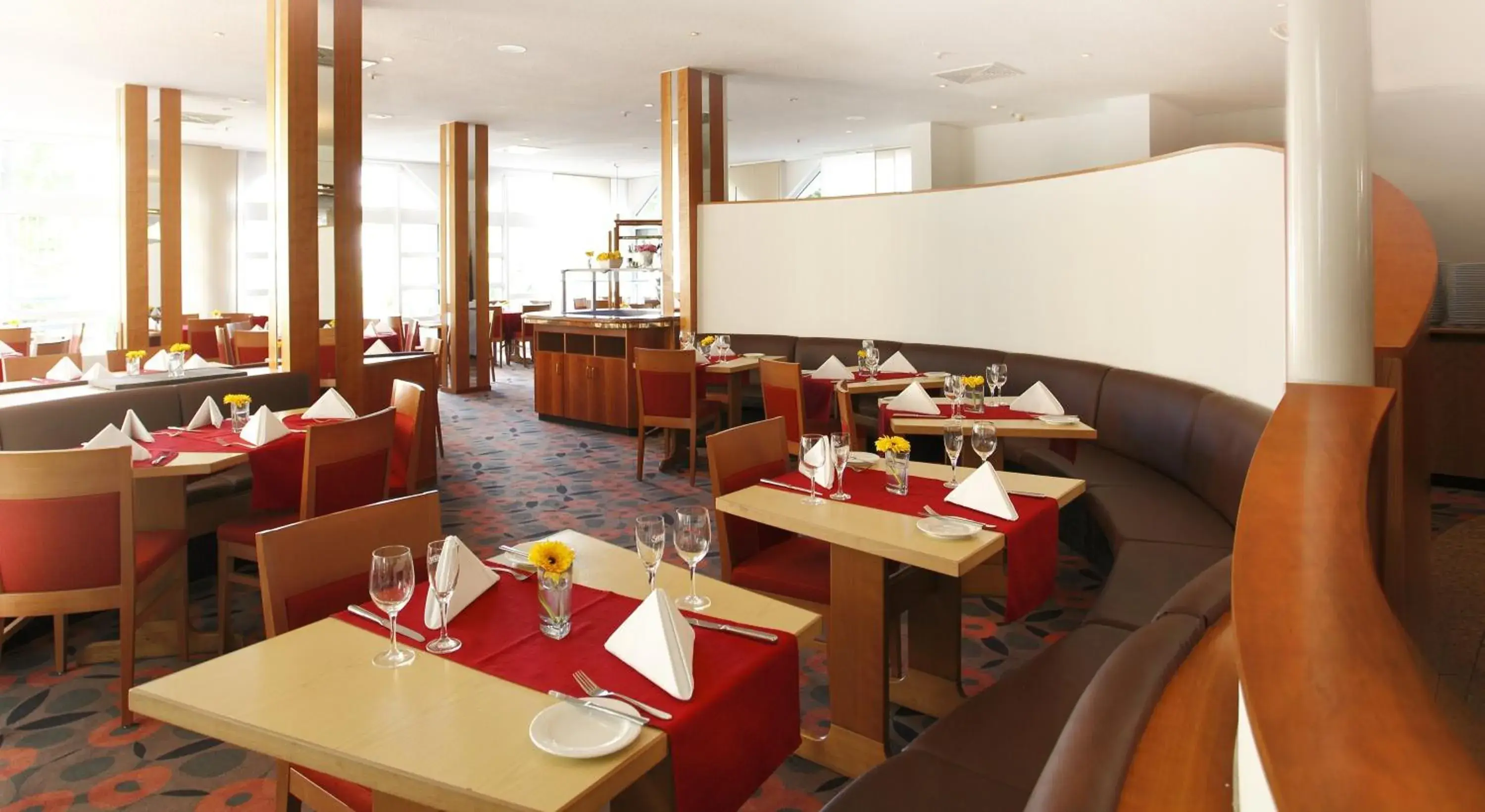 Restaurant/places to eat in H+ Hotel Wiesbaden Niedernhausen Restaurant/places to eat in H+ Hotel Wiesbaden Niedernhausen