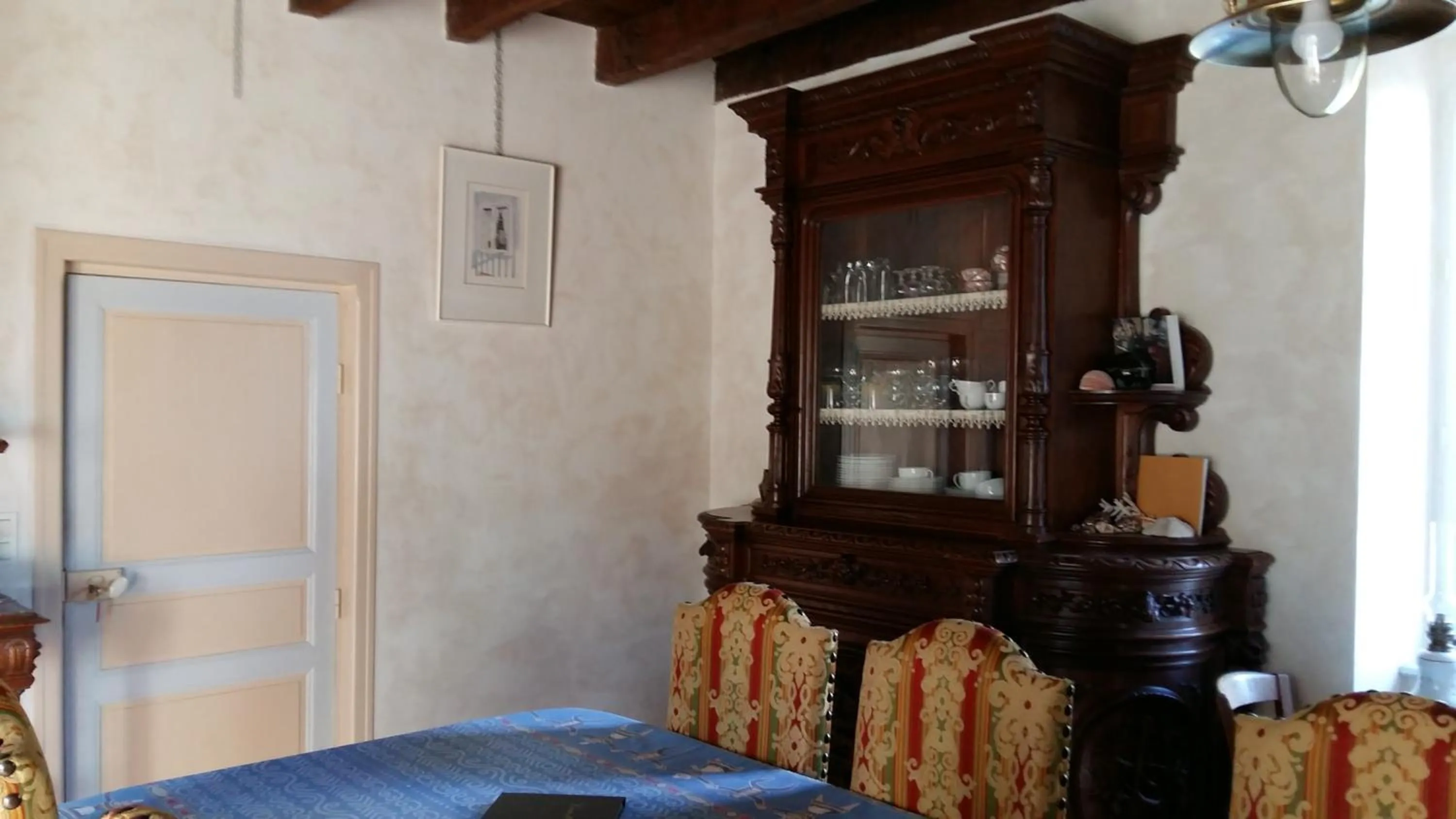 Decorative detail, Bed in Le Jardin à Mordreuc