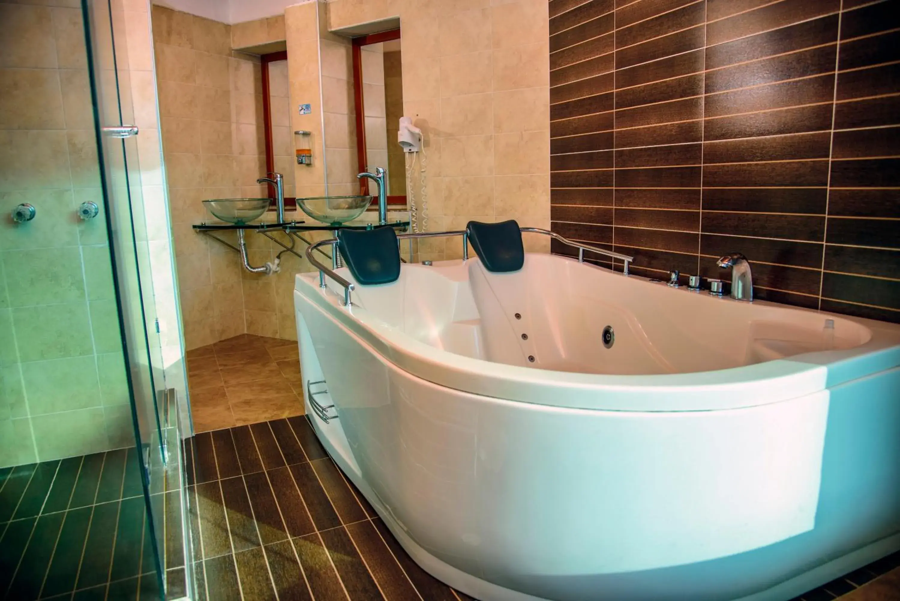 Superior Double Room with Hot Tub - single occupancy in Hotel Monchuelo Spa Superior Double Room with Hot Tub - single occupancy in Hotel Monchuelo Spa