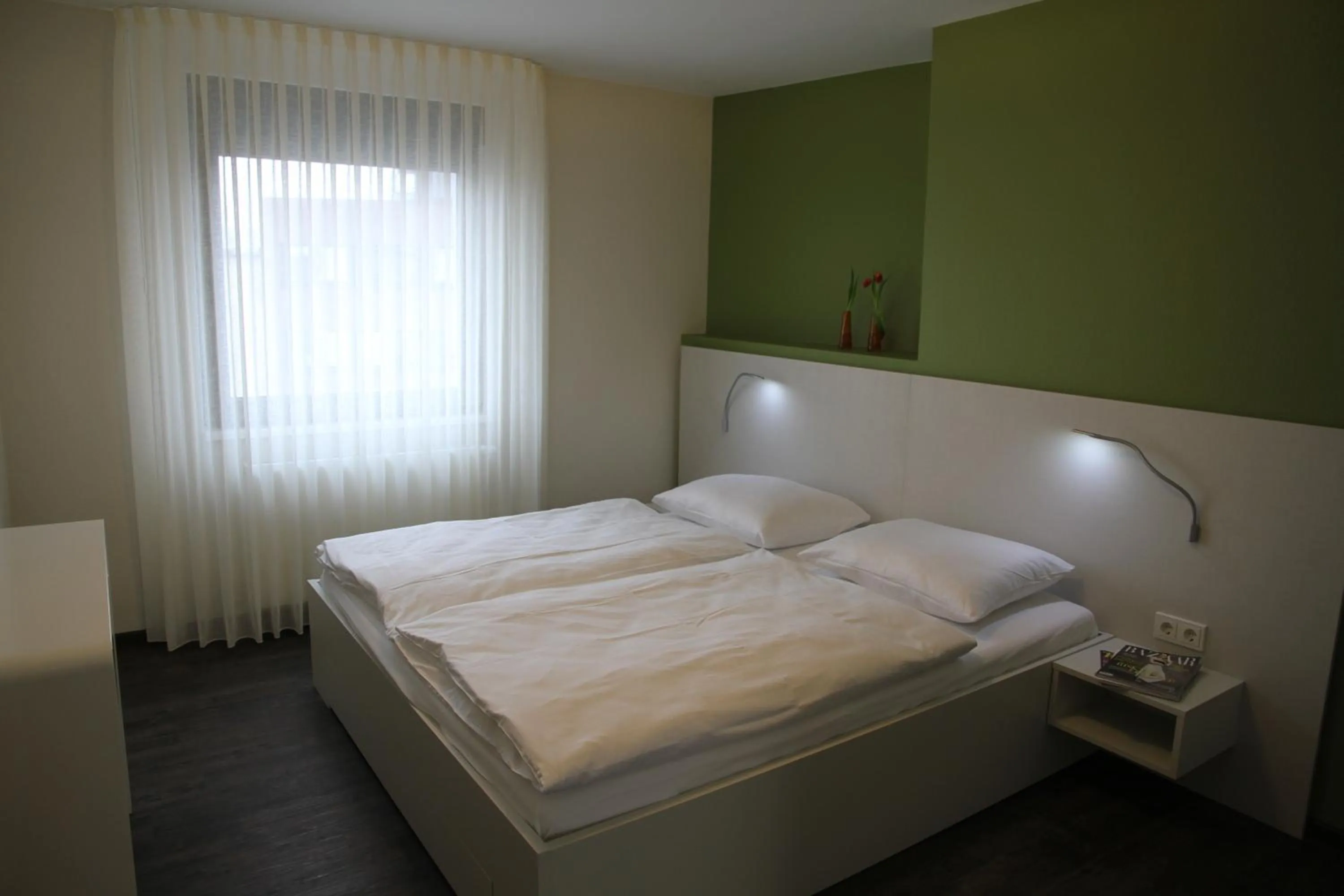 Day, Bed in Boardinghouse Offenbach Service Apartments