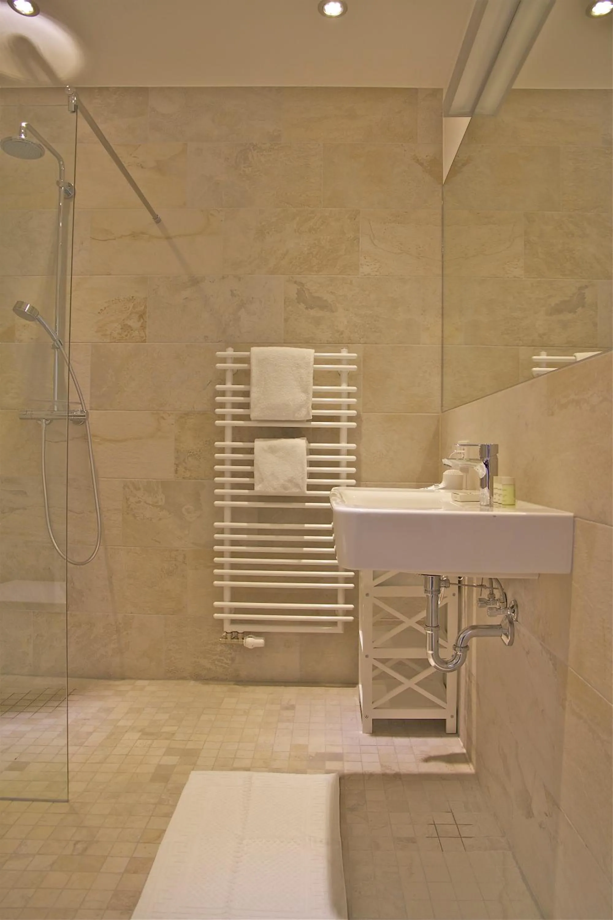 Bathroom in Boardinghouse Offenbach Service Apartments