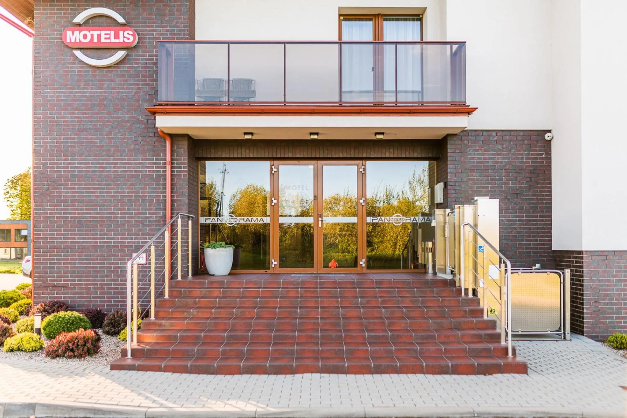 Facade/entrance in Motel Panorama