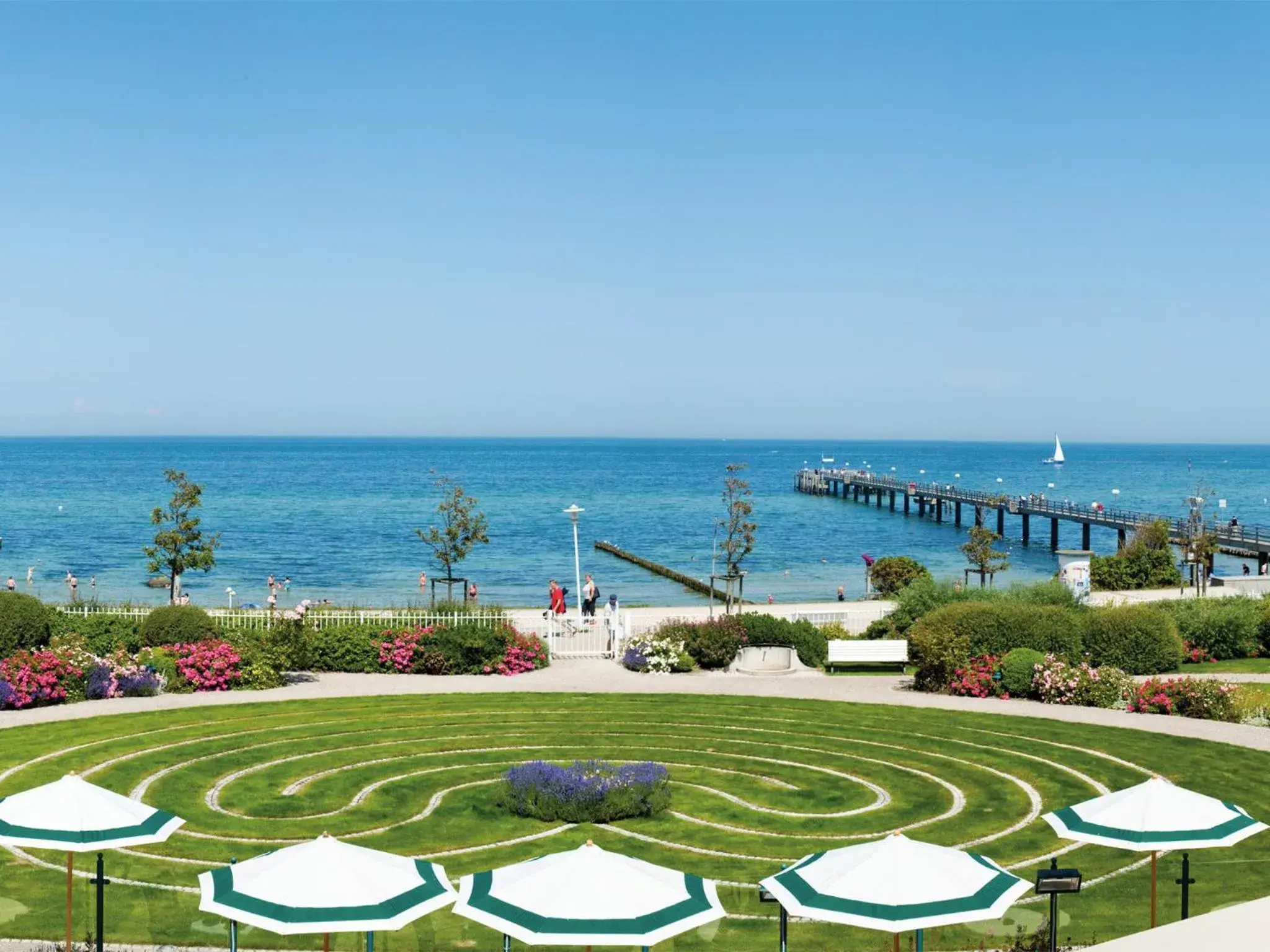 Facade/entrance in A-ROSA Ostseehotel Kühlungsborn Facade/entrance in A-ROSA Ostseehotel Kühlungsborn