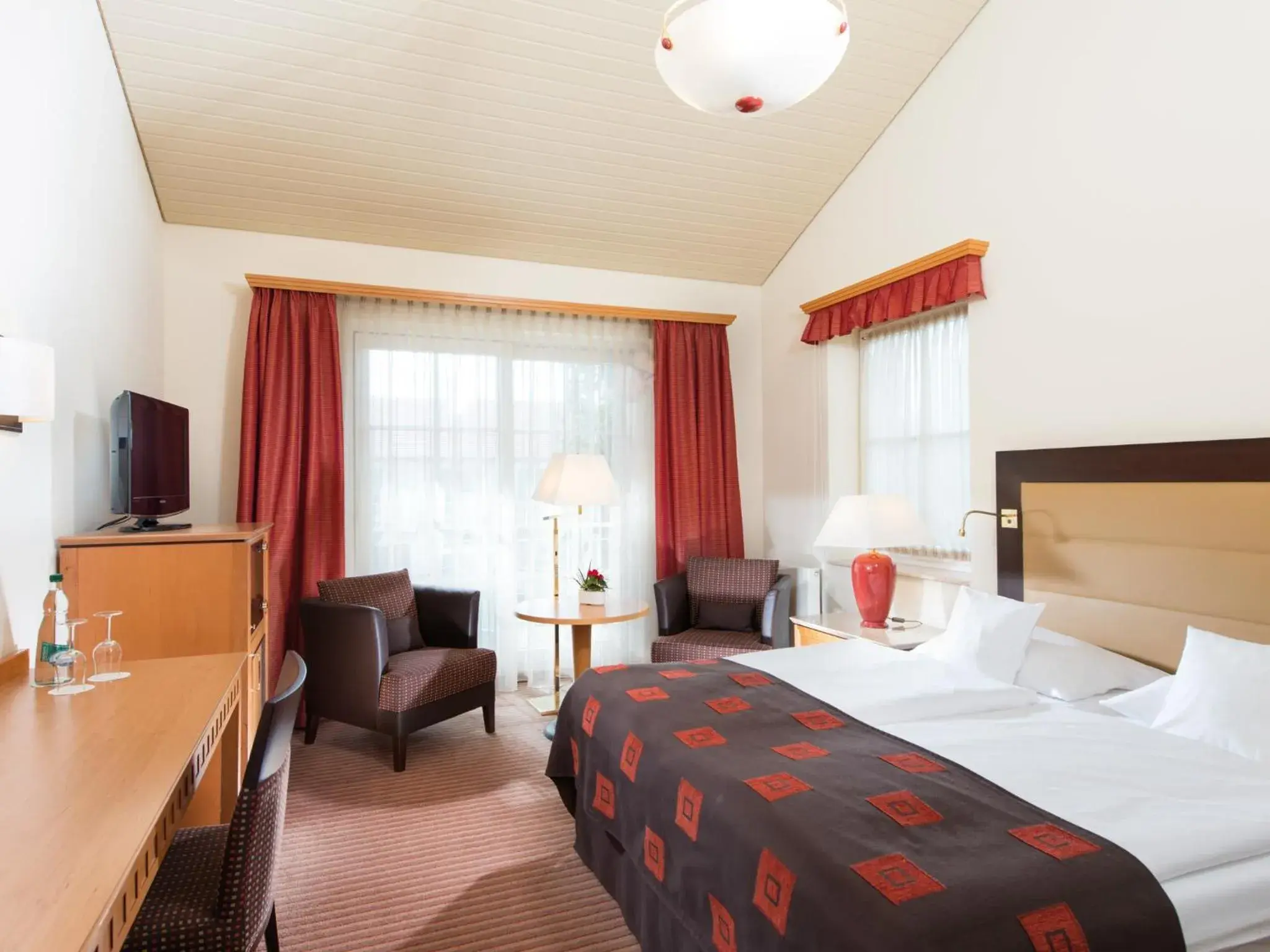 Photo of the whole room, Bed in A-ROSA Ostseehotel Kühlungsborn Photo of the whole room, Bed in A-ROSA Ostseehotel Kühlungsborn