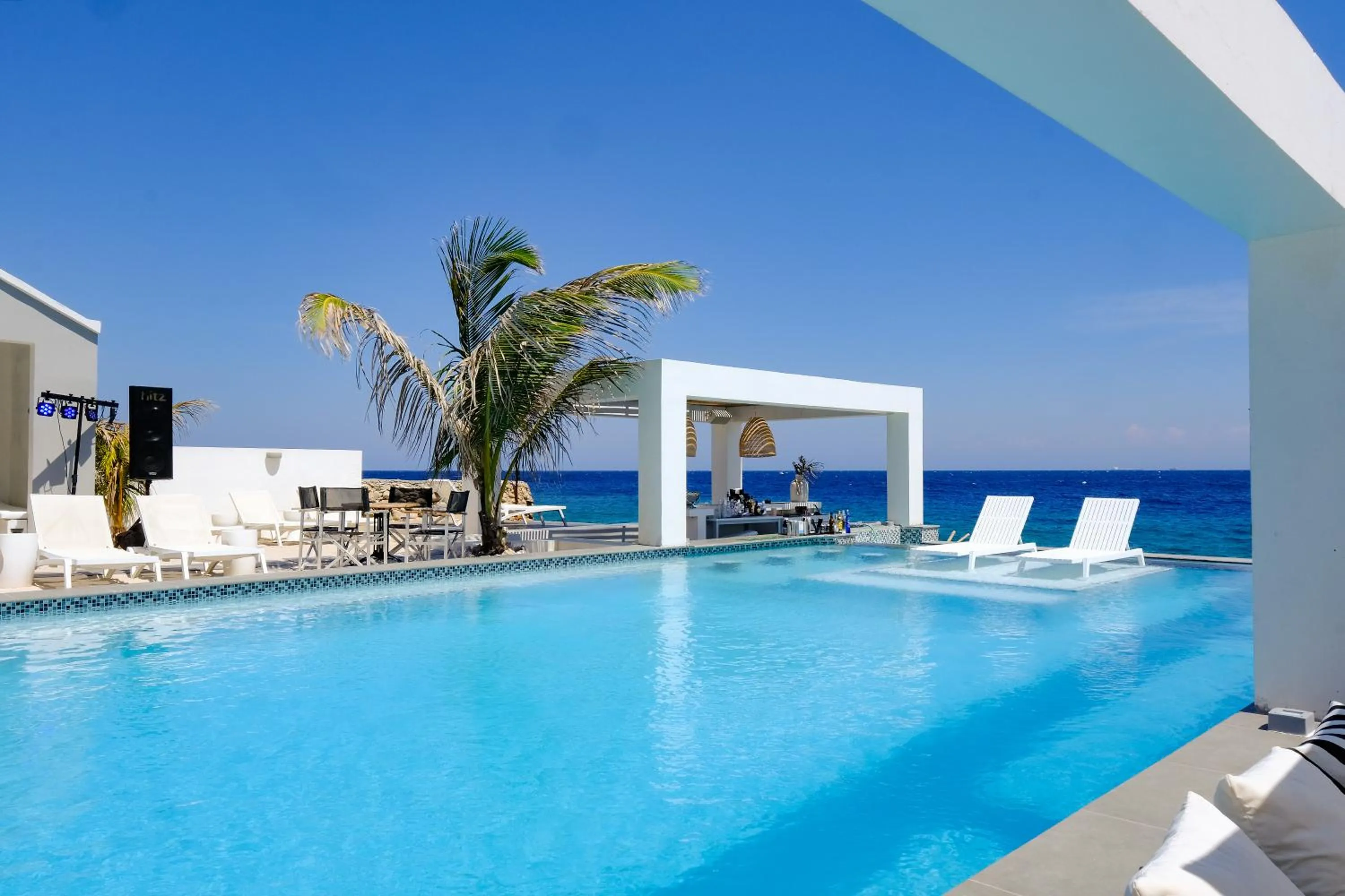 Swimming pool in Saint Tropez Boutique Hotel