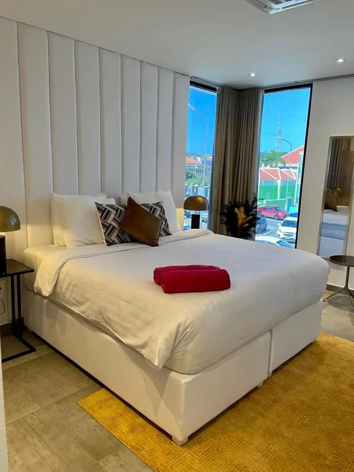 Executive Double Room with Interior View in Saint Tropez Boutique Hotel Executive Double Room with Interior View in Saint Tropez Boutique Hotel