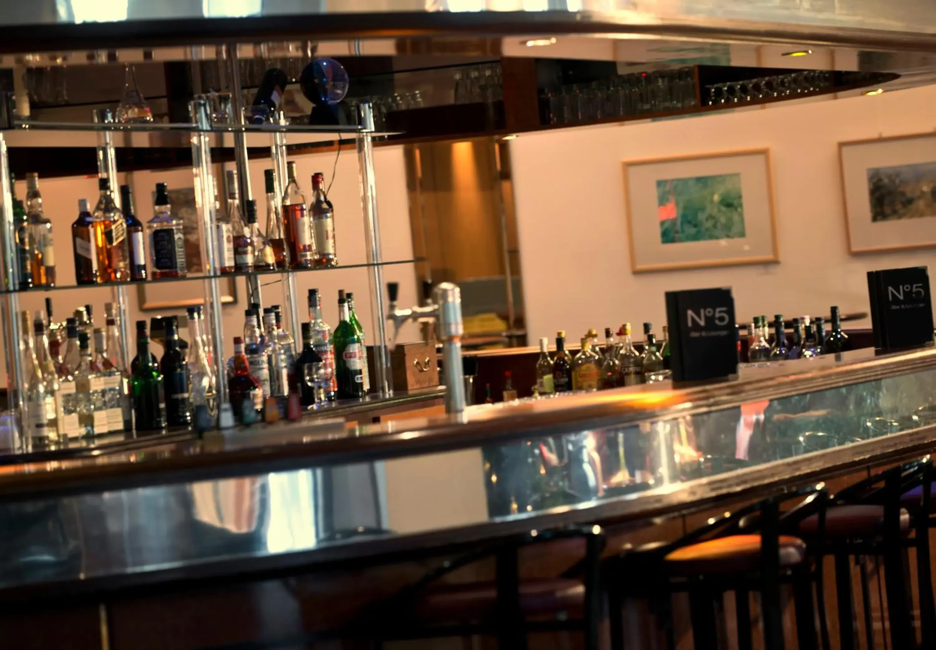 Lounge or bar in Wyndham Garden Duesseldorf Mettmann Lounge or bar in Wyndham Garden Duesseldorf Mettmann