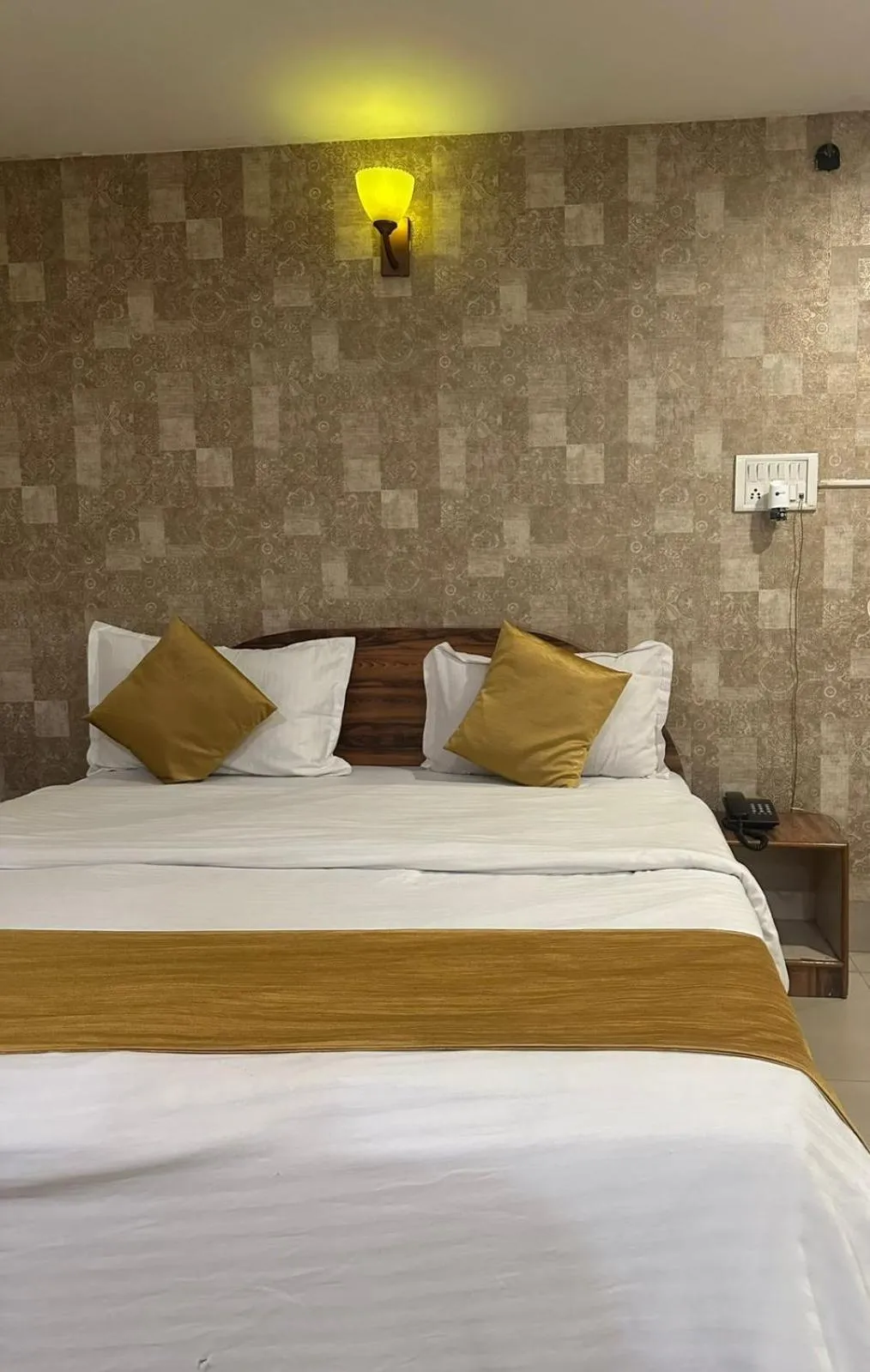 Bedroom in Hotel Deendayal