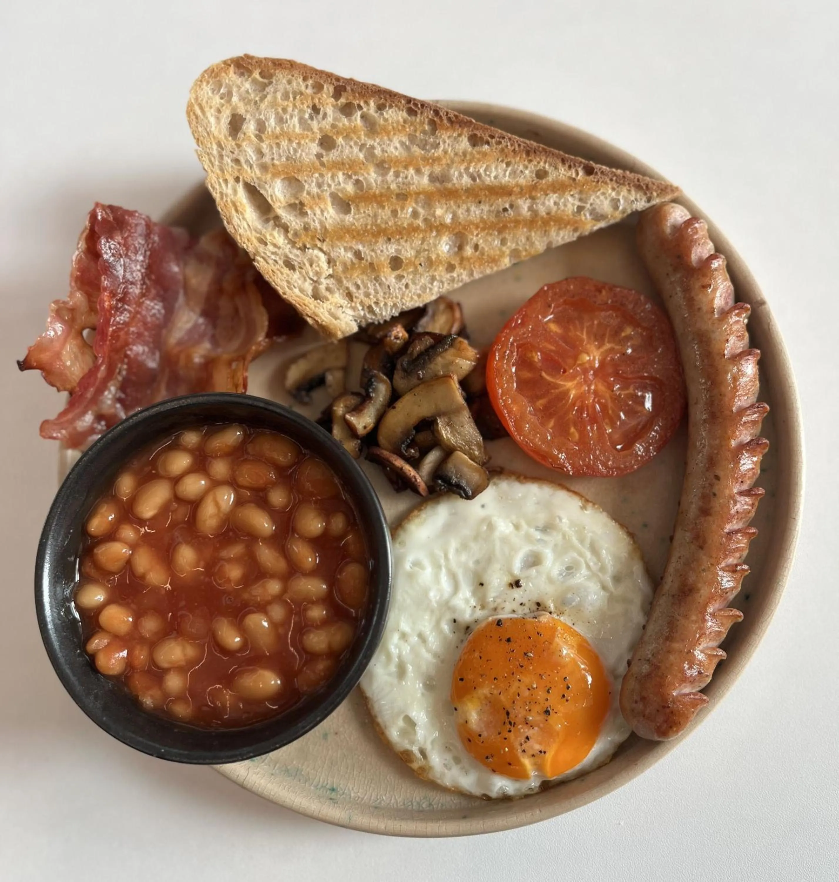 Breakfast in SWU Magazine Rooms