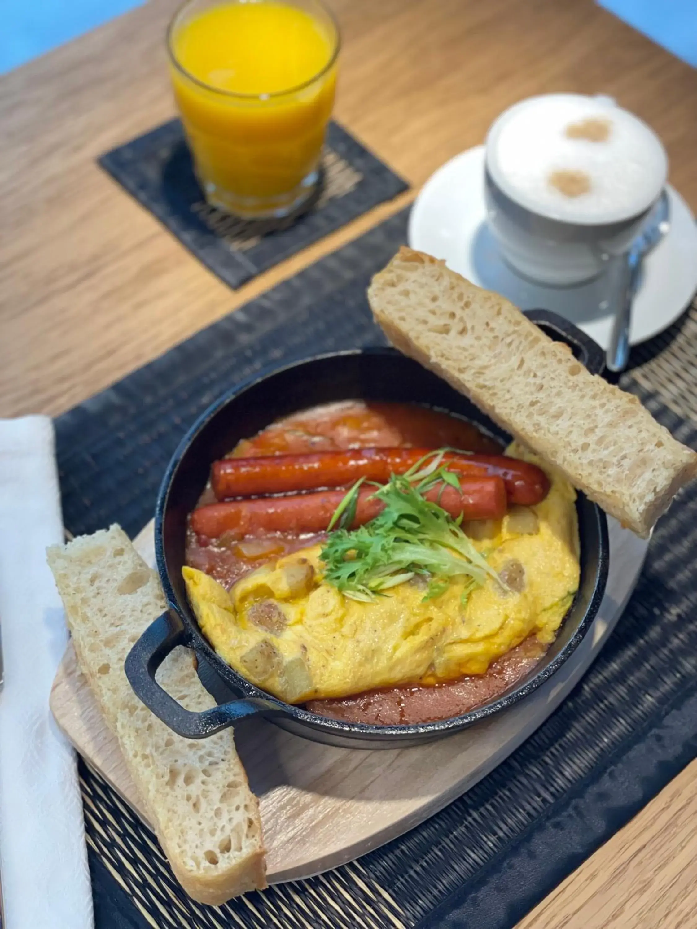 Breakfast in SWU Magazine Rooms Breakfast in SWU Magazine Rooms