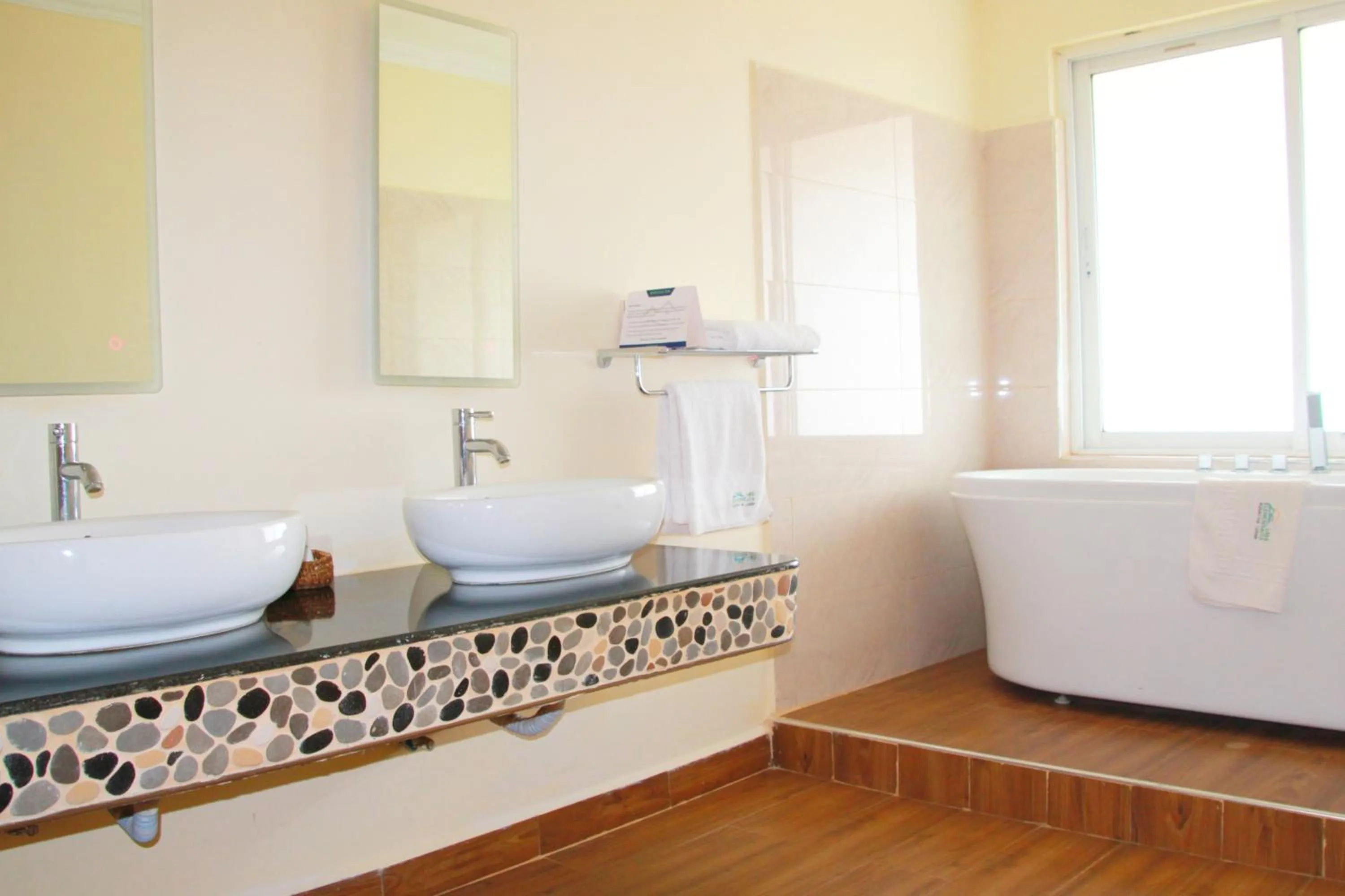 Bathroom in Lake Elementaita Mountain Lodge