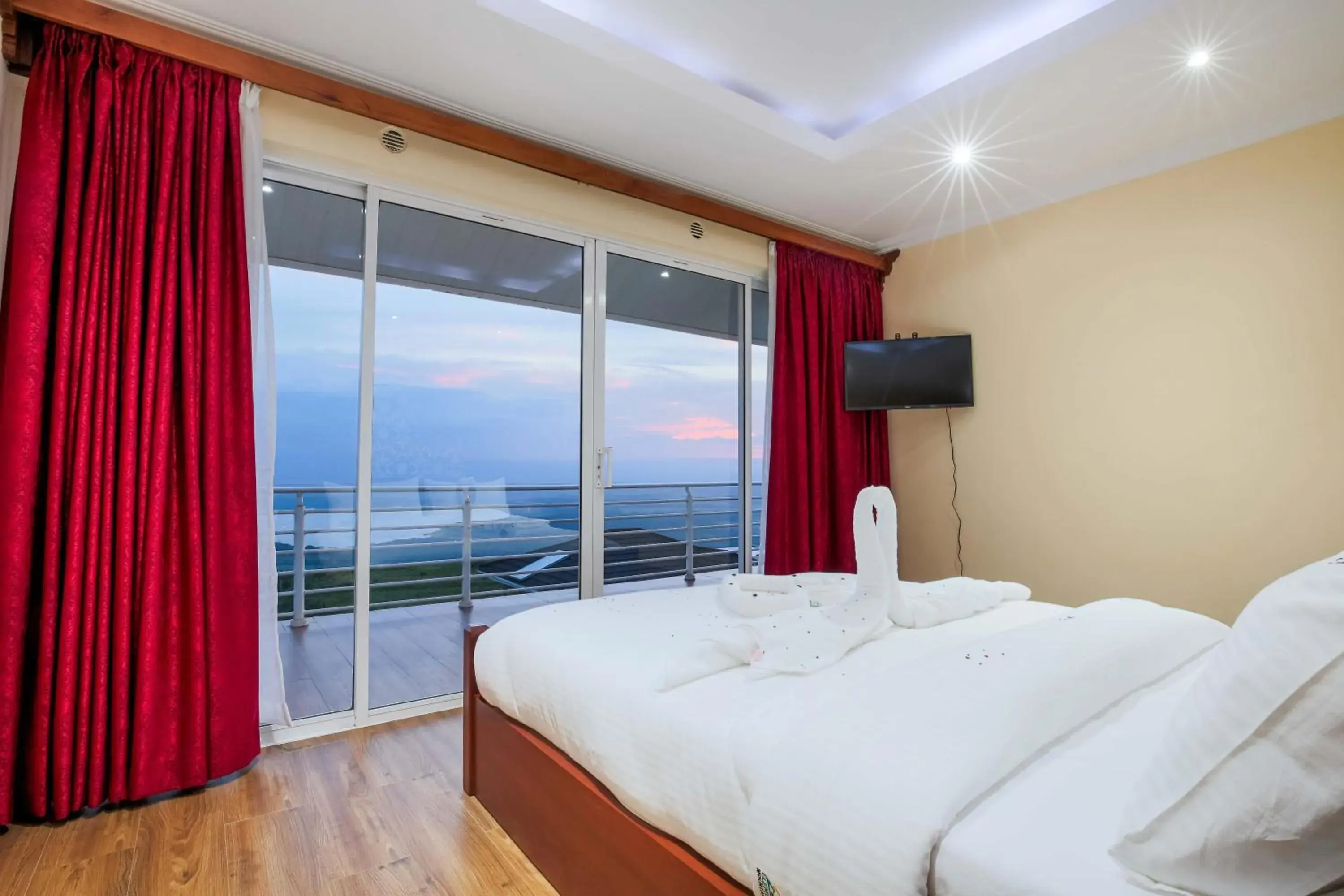 Family Suite in Lake Elementaita Mountain Lodge Family Suite in Lake Elementaita Mountain Lodge