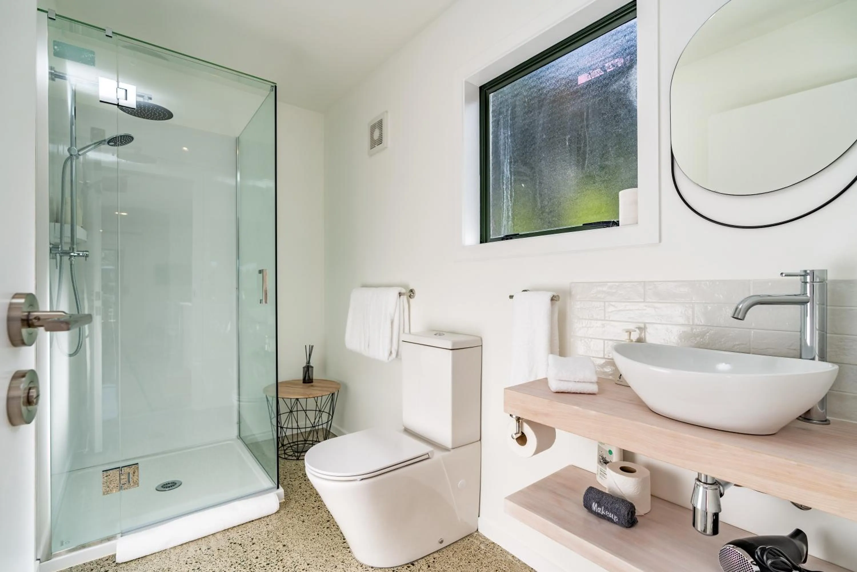 Shower in Tui & Nikau Cabins