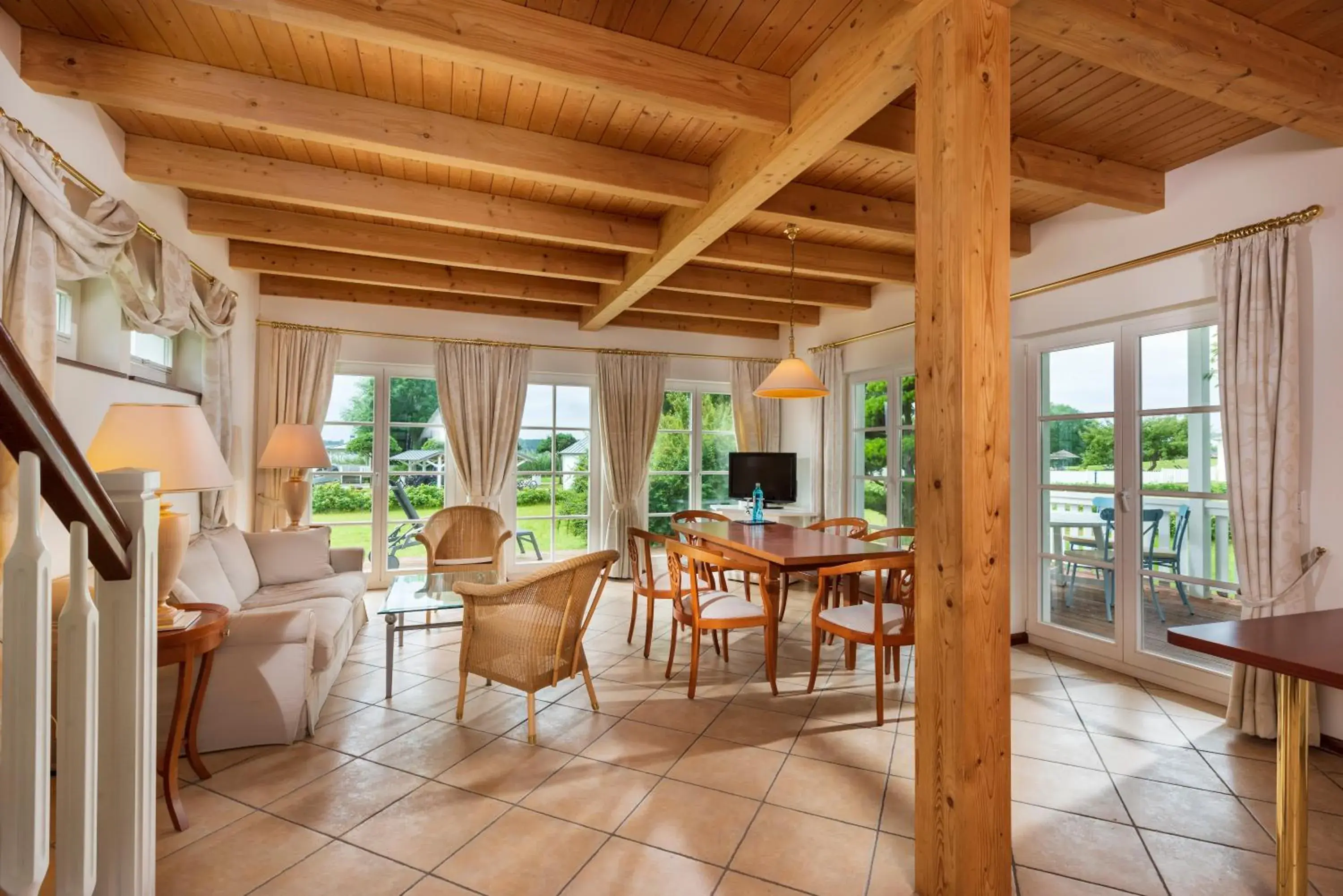 Living room in Precise Resort Schwielowsee - Apartments Living room in Precise Resort Schwielowsee - Apartments