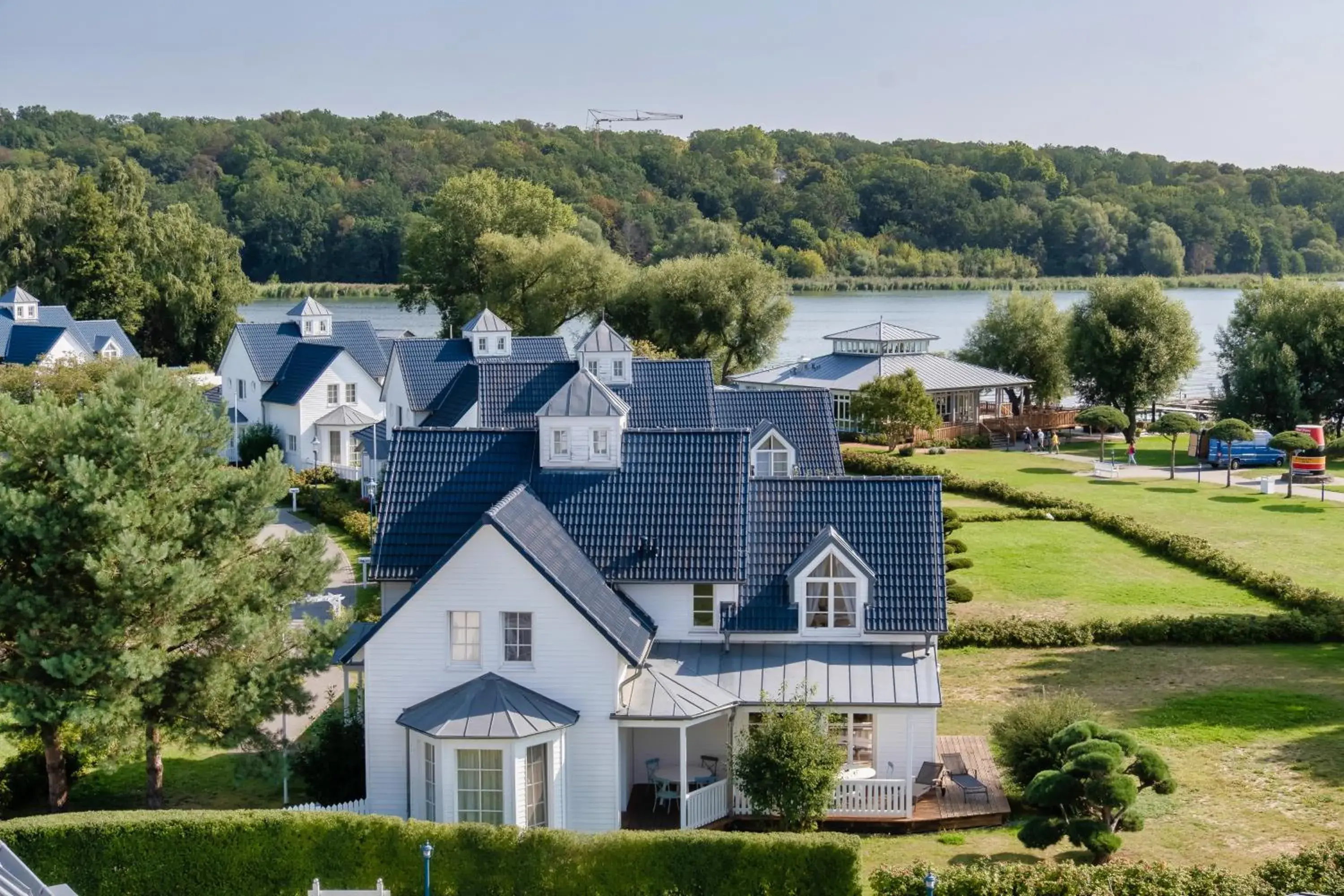 Property building in Precise Resort Schwielowsee - Apartments Property building in Precise Resort Schwielowsee - Apartments