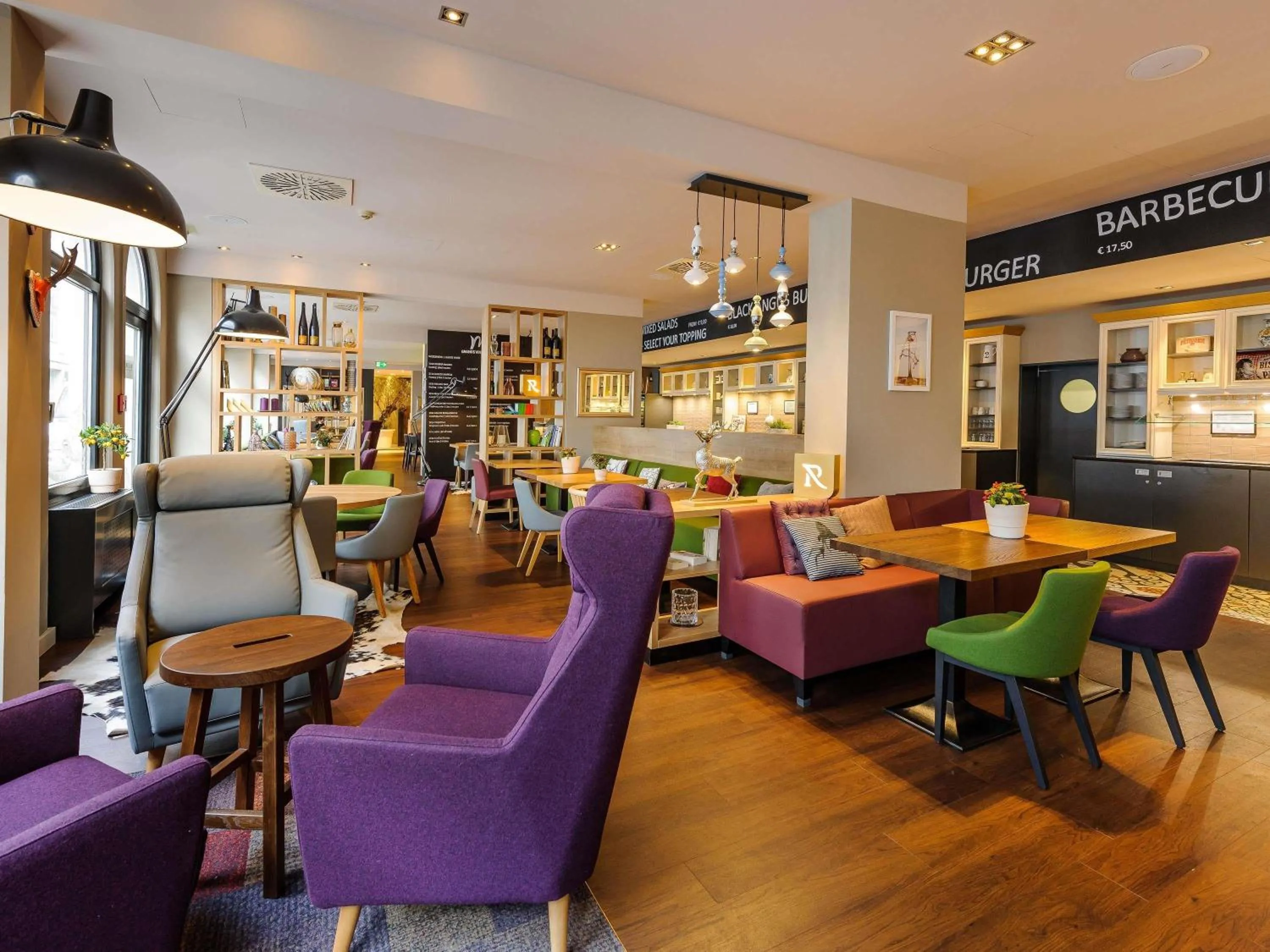 Lounge or bar in Mercure München City Center