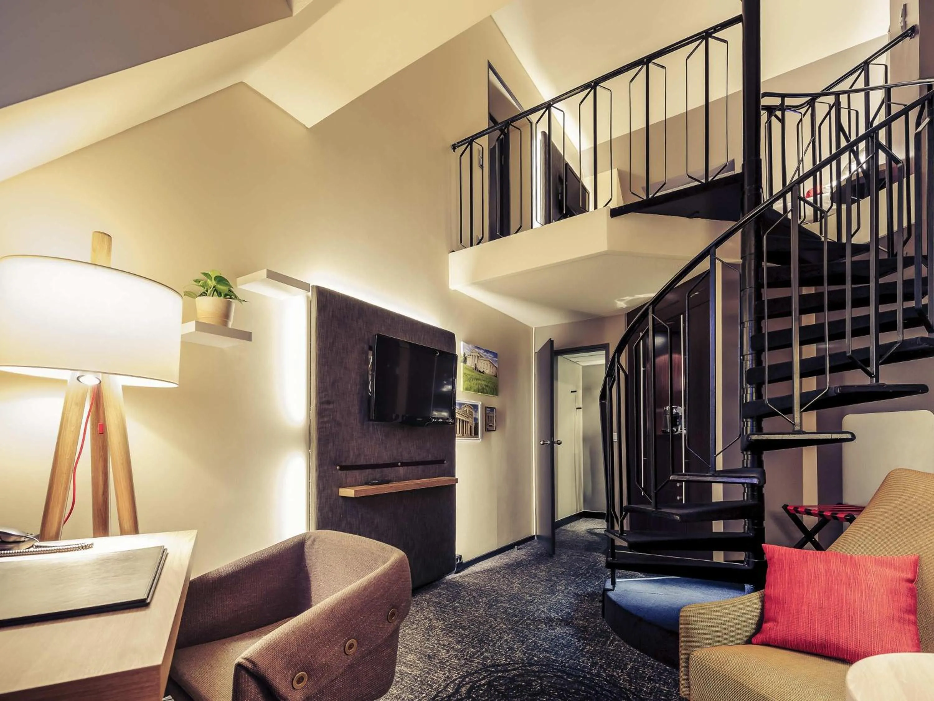 Bedroom in Mercure München City Center