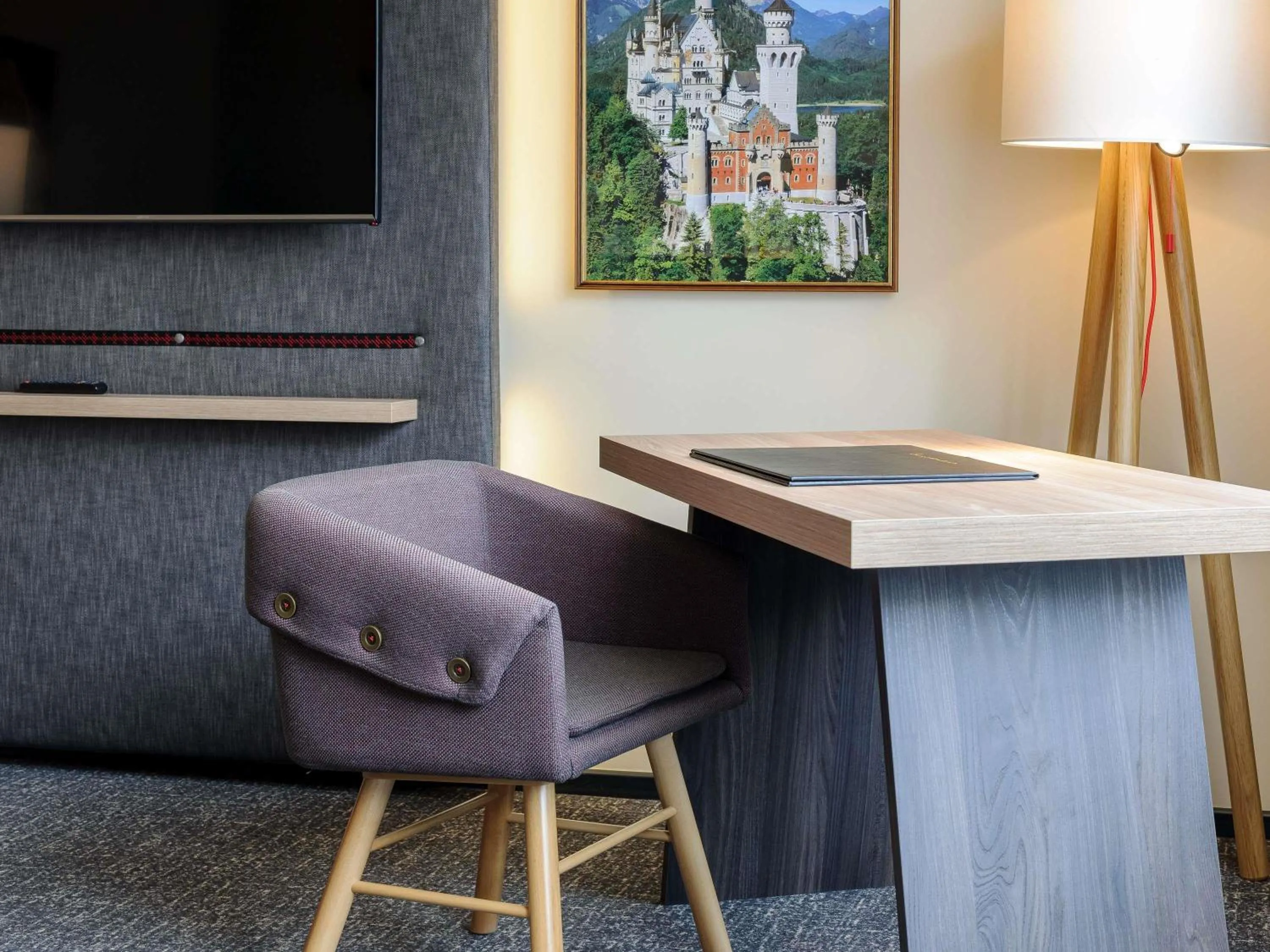 Bedroom in Mercure München City Center