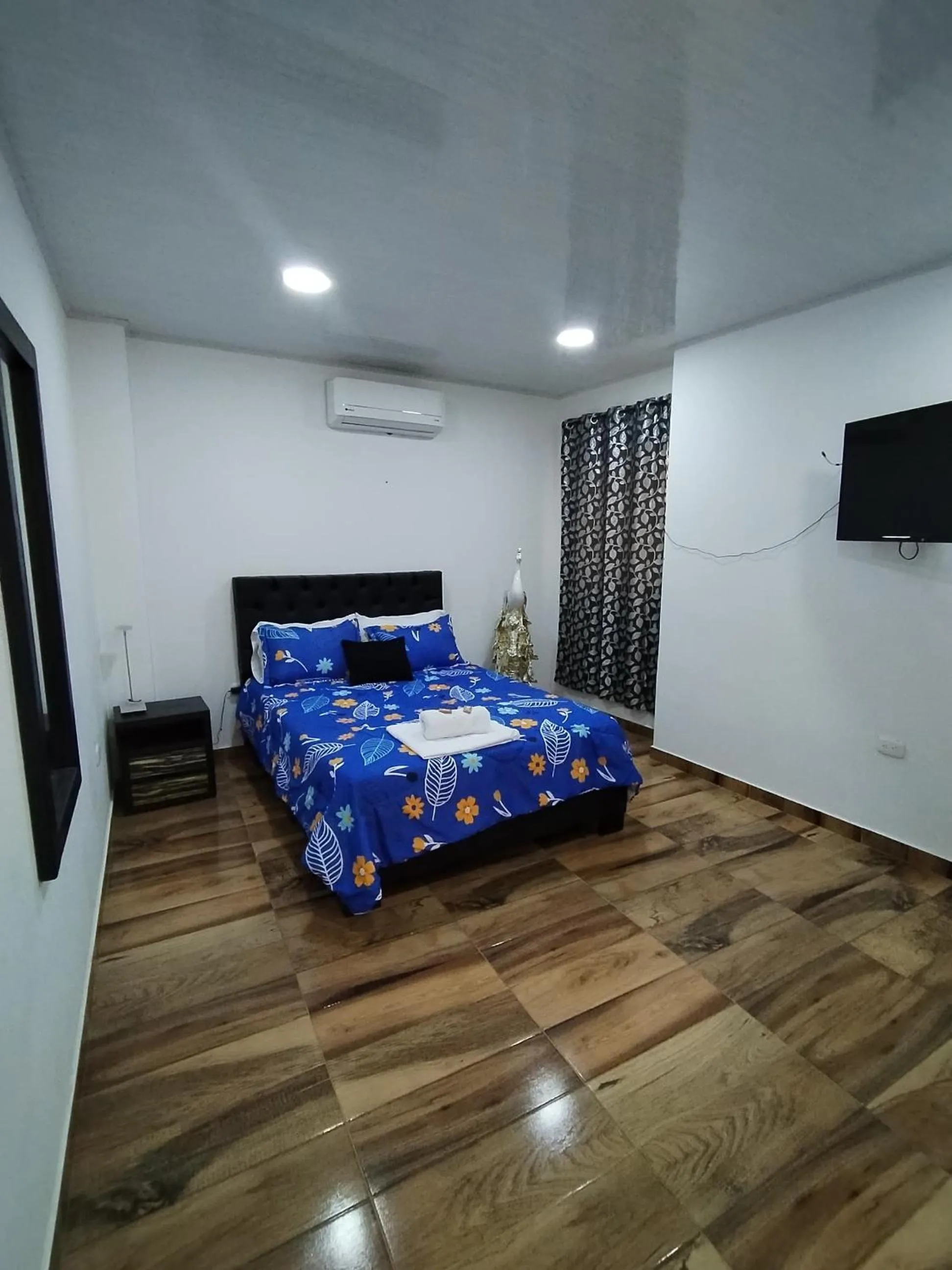 Bedroom, Bed in Hotel Real del Valle